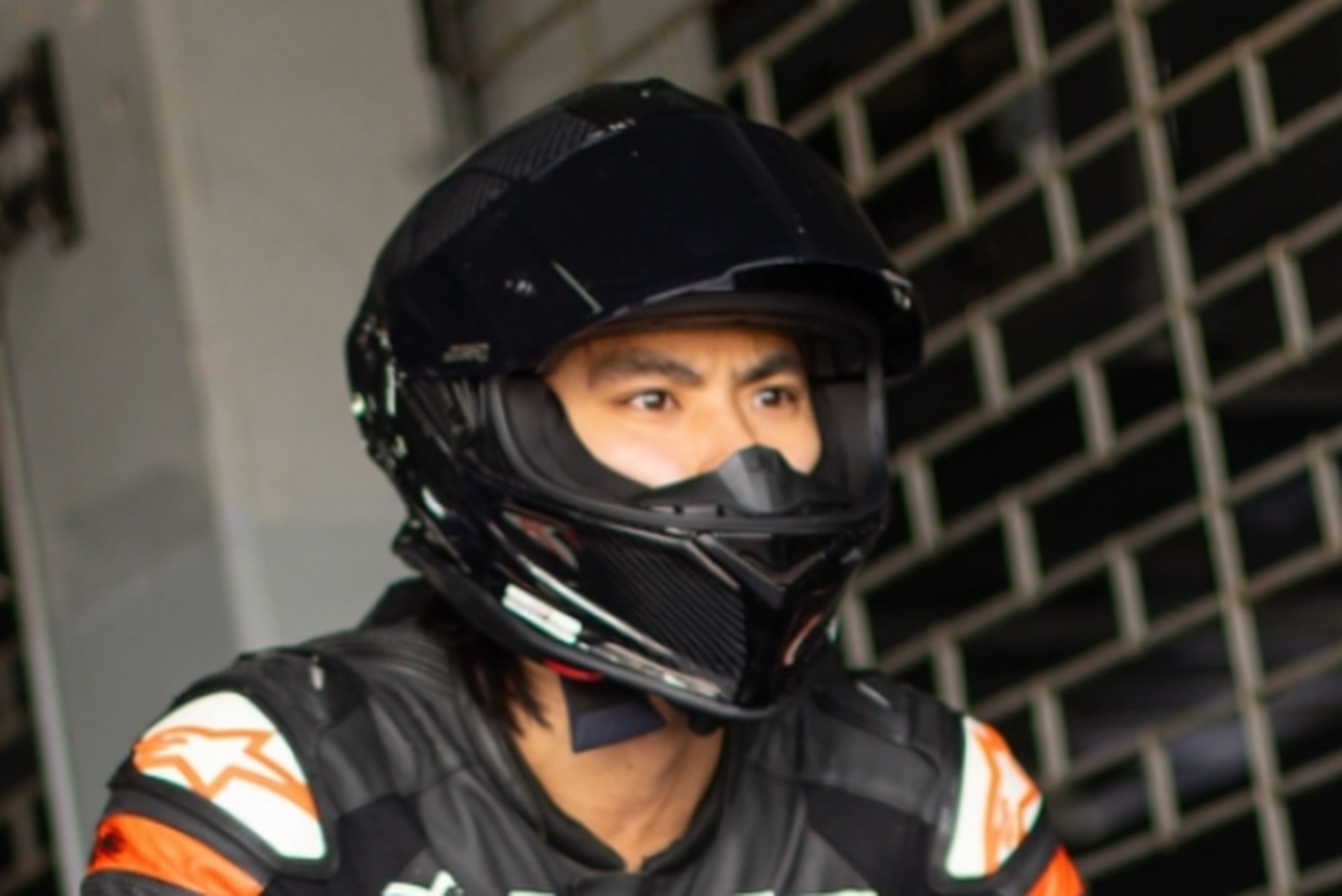 โอม - ภวัต จิตต์สว่างดี