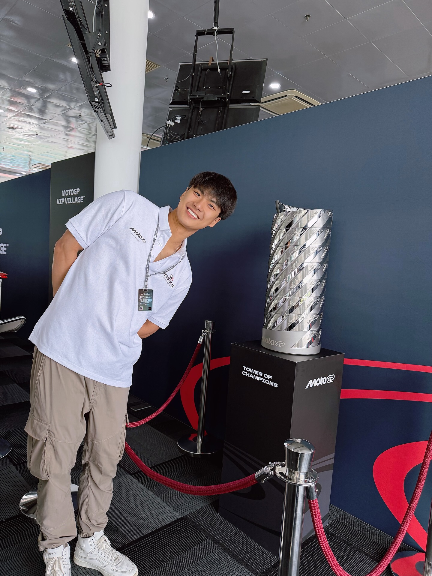 โอม - ภวัต จิตต์สว่างดี