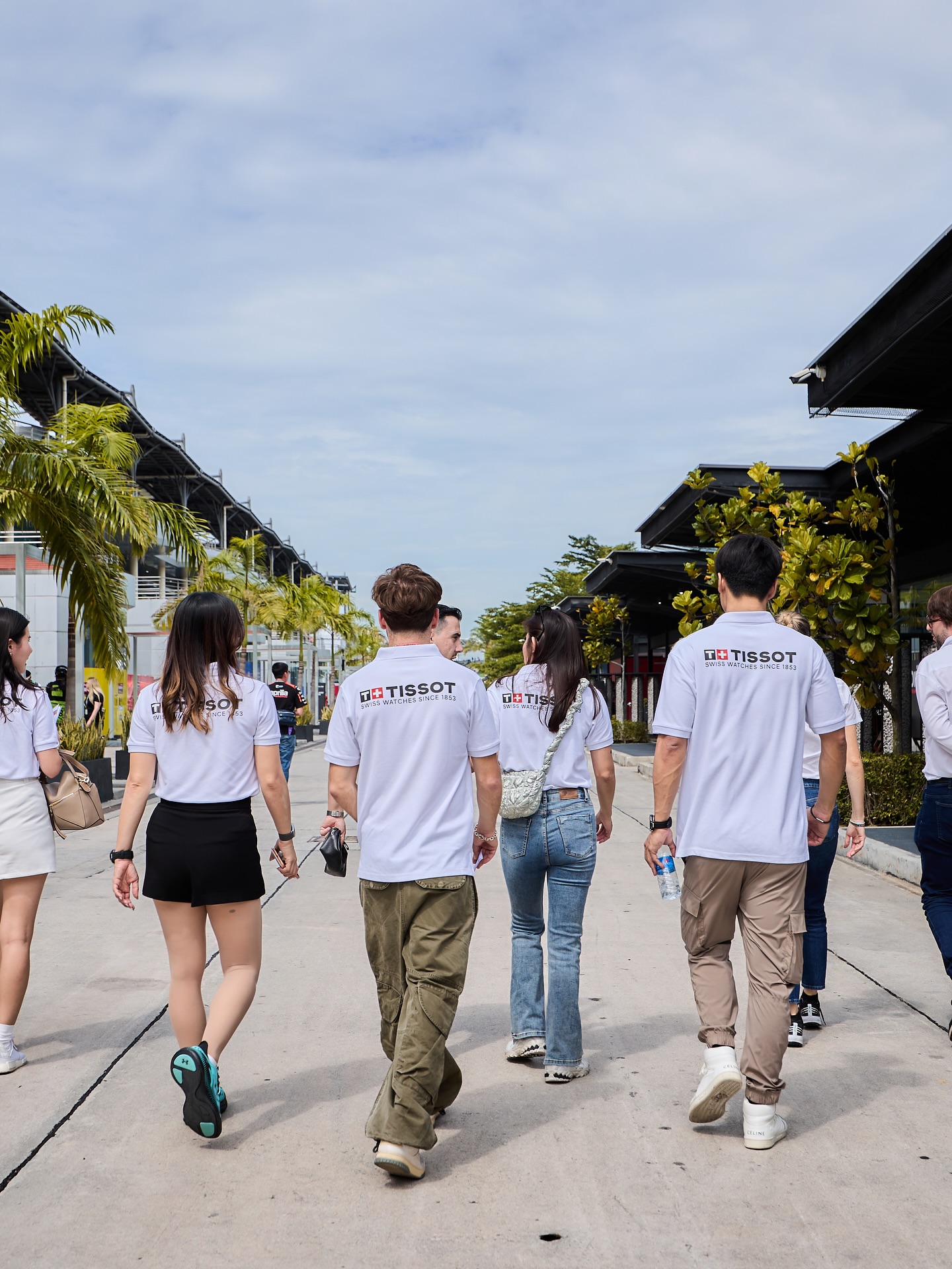 โอม - ภวัต จิตต์สว่างดี