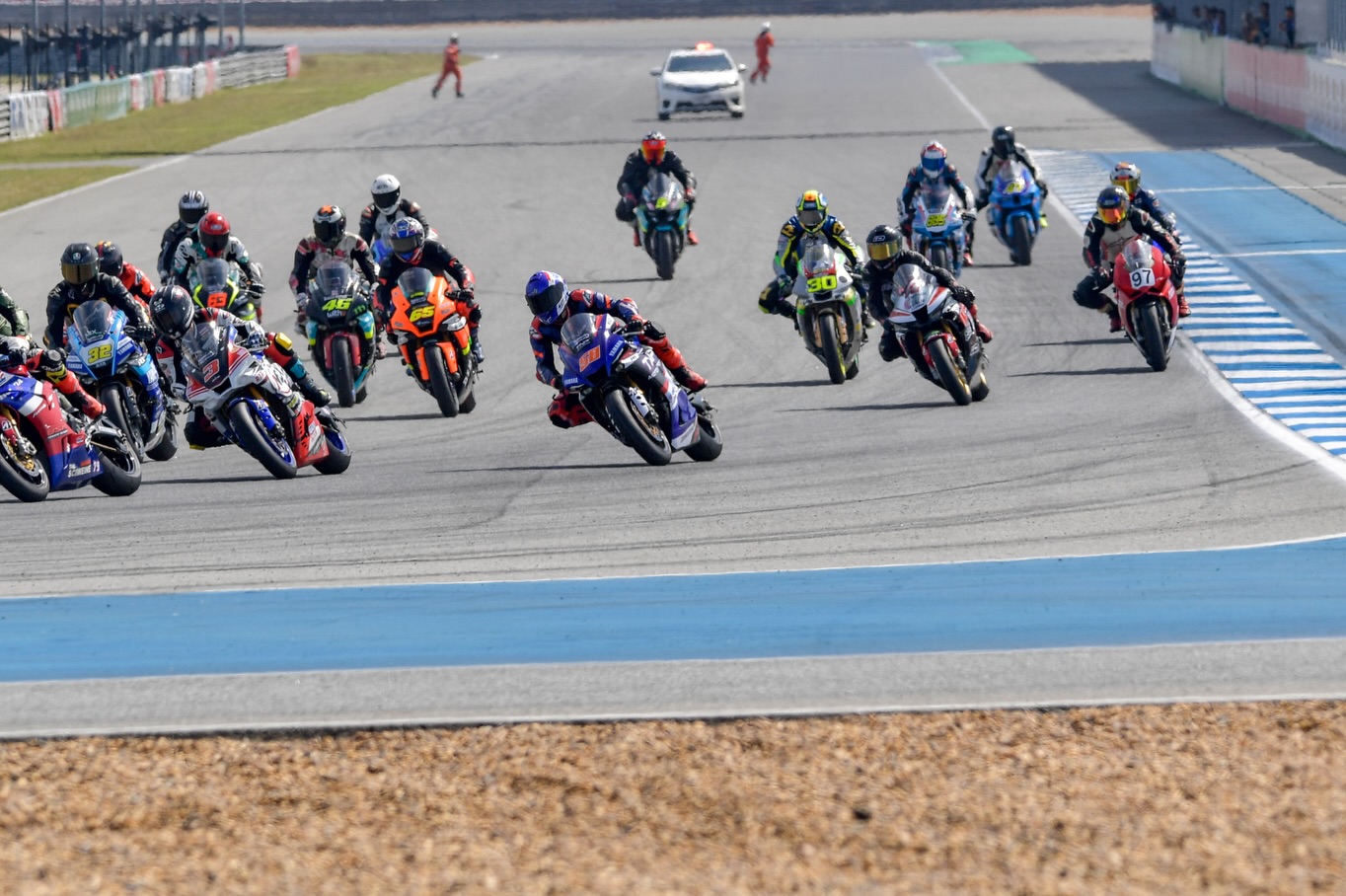 โอม - ภวัต จิตต์สว่างดี