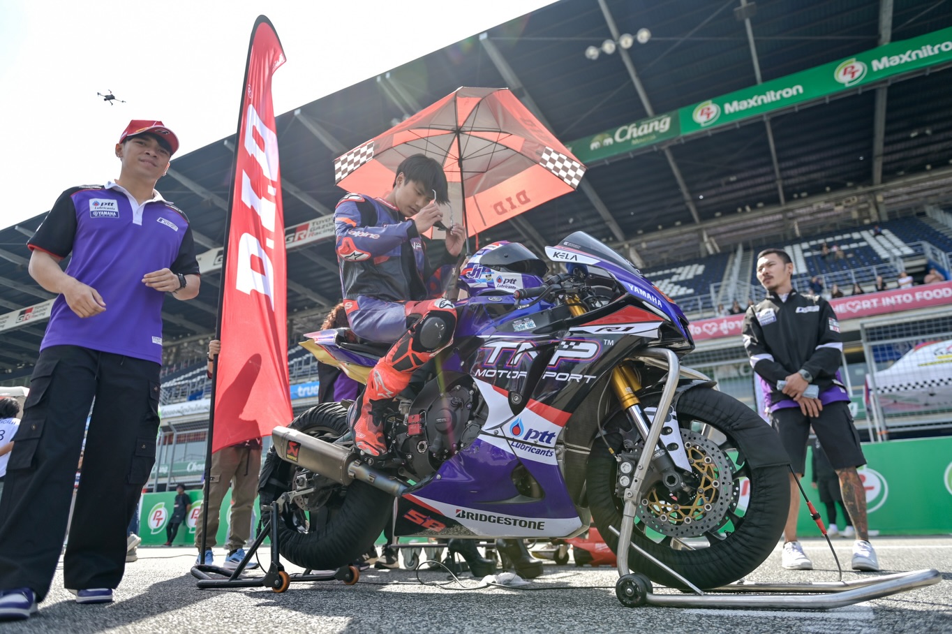 โอม - ภวัต จิตต์สว่างดี