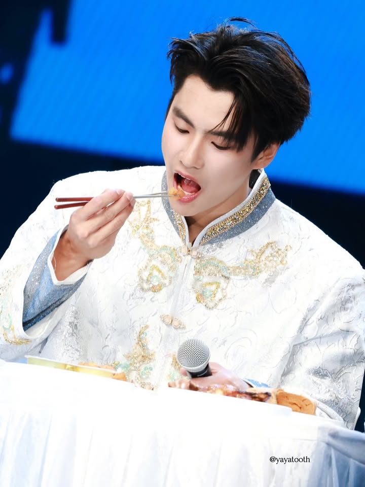 โอม - ภวัต จิตต์สว่างดี