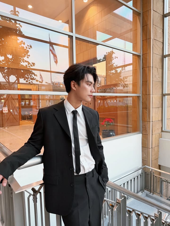 โอม - ภวัต จิตต์สว่างดี