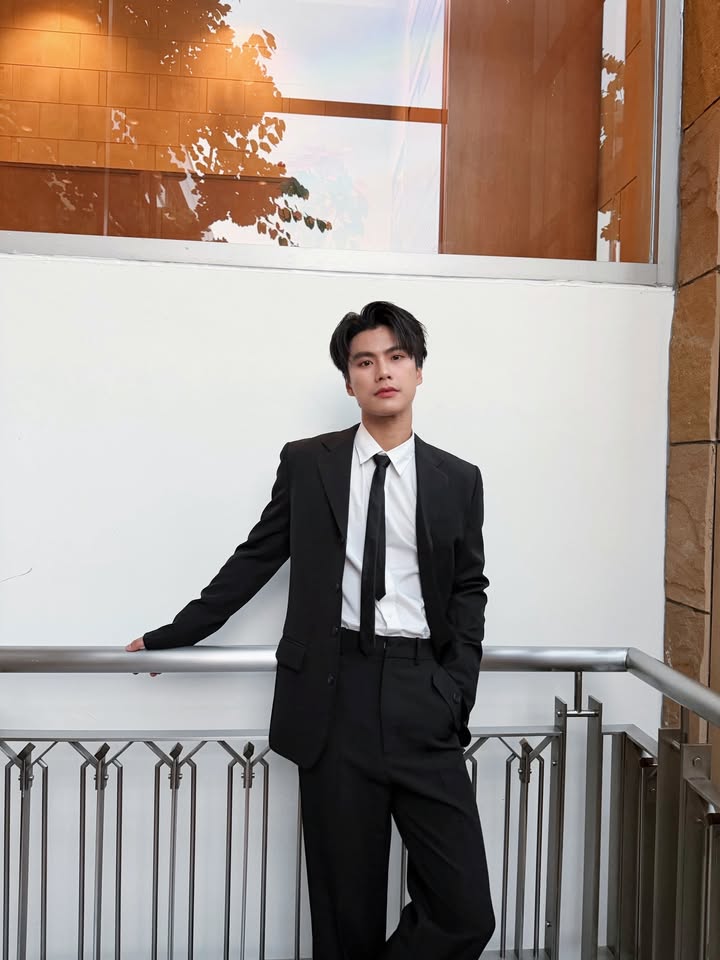 โอม - ภวัต จิตต์สว่างดี