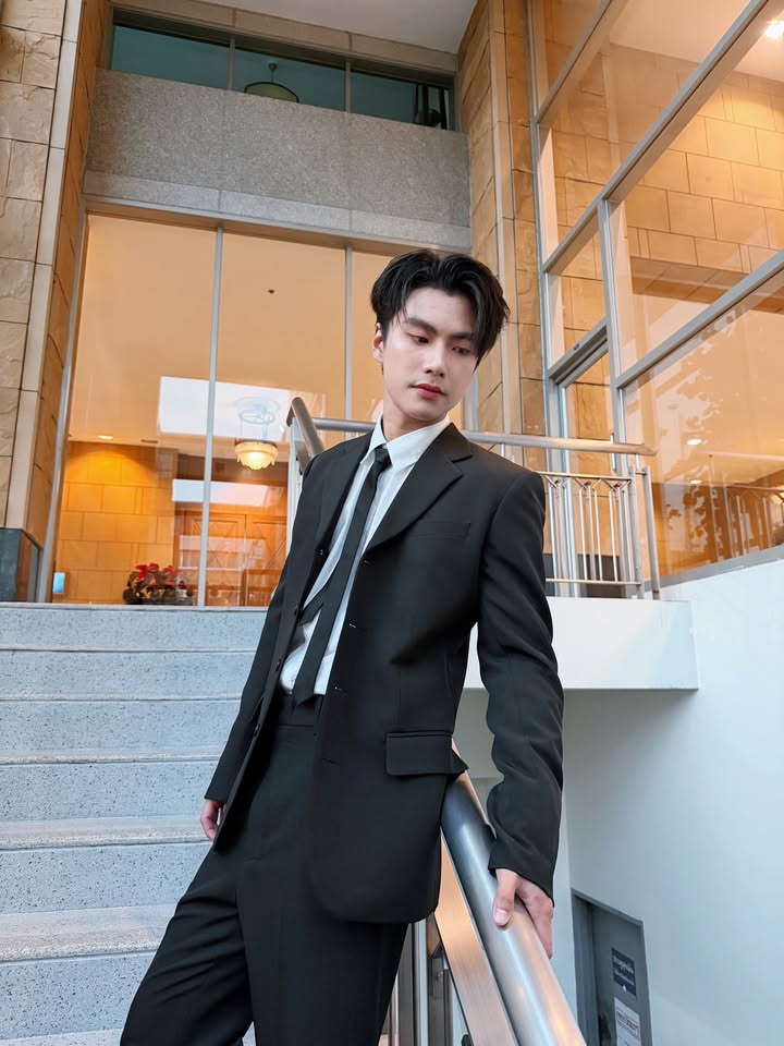 โอม - ภวัต จิตต์สว่างดี