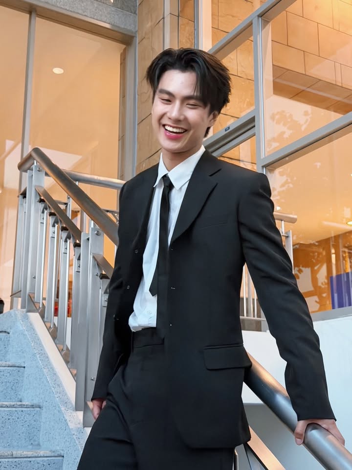 โอม - ภวัต จิตต์สว่างดี