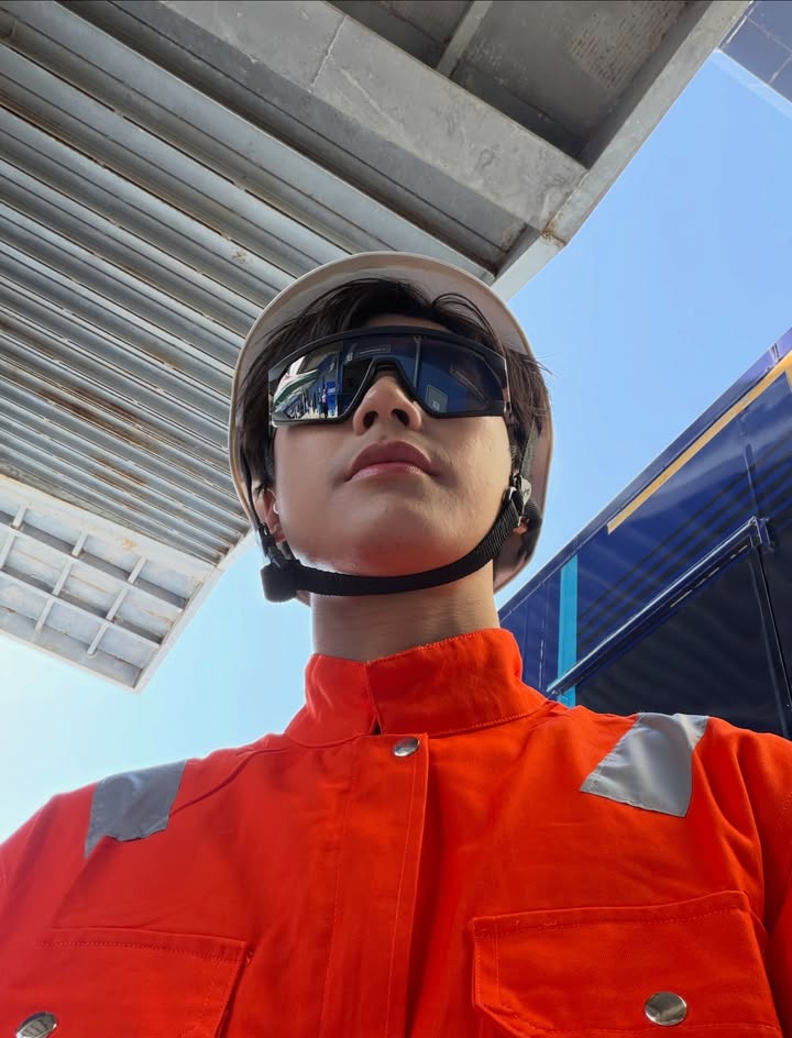 โอม - ภวัต จิตต์สว่างดี