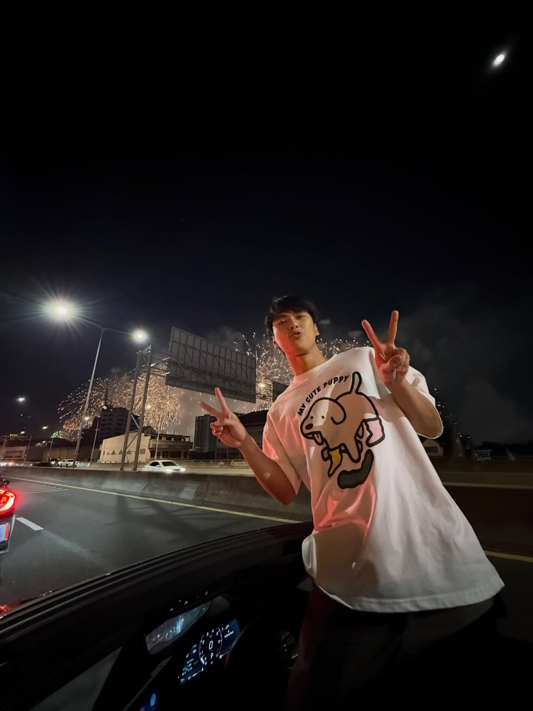 โอม - ภวัต จิตต์สว่างดี