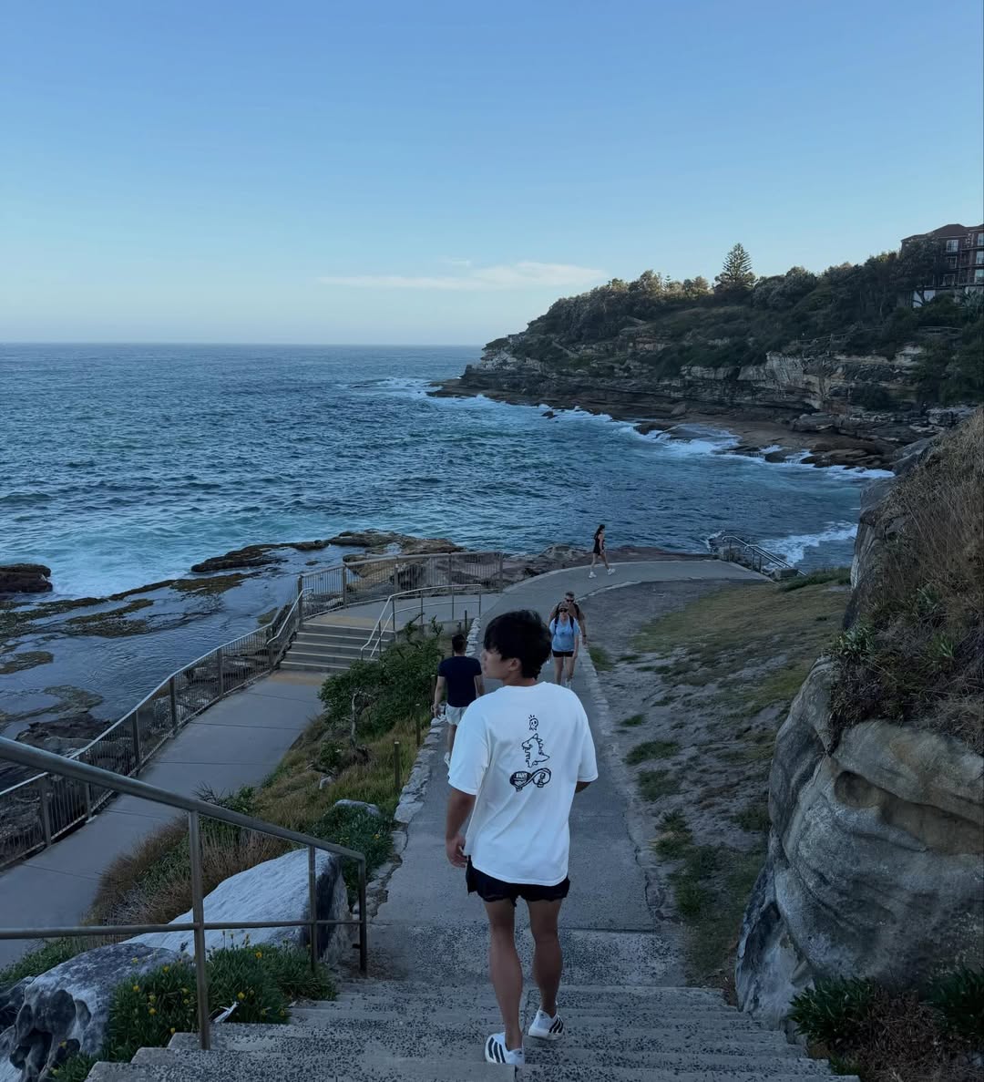 โอม - ภวัต จิตต์สว่างดี