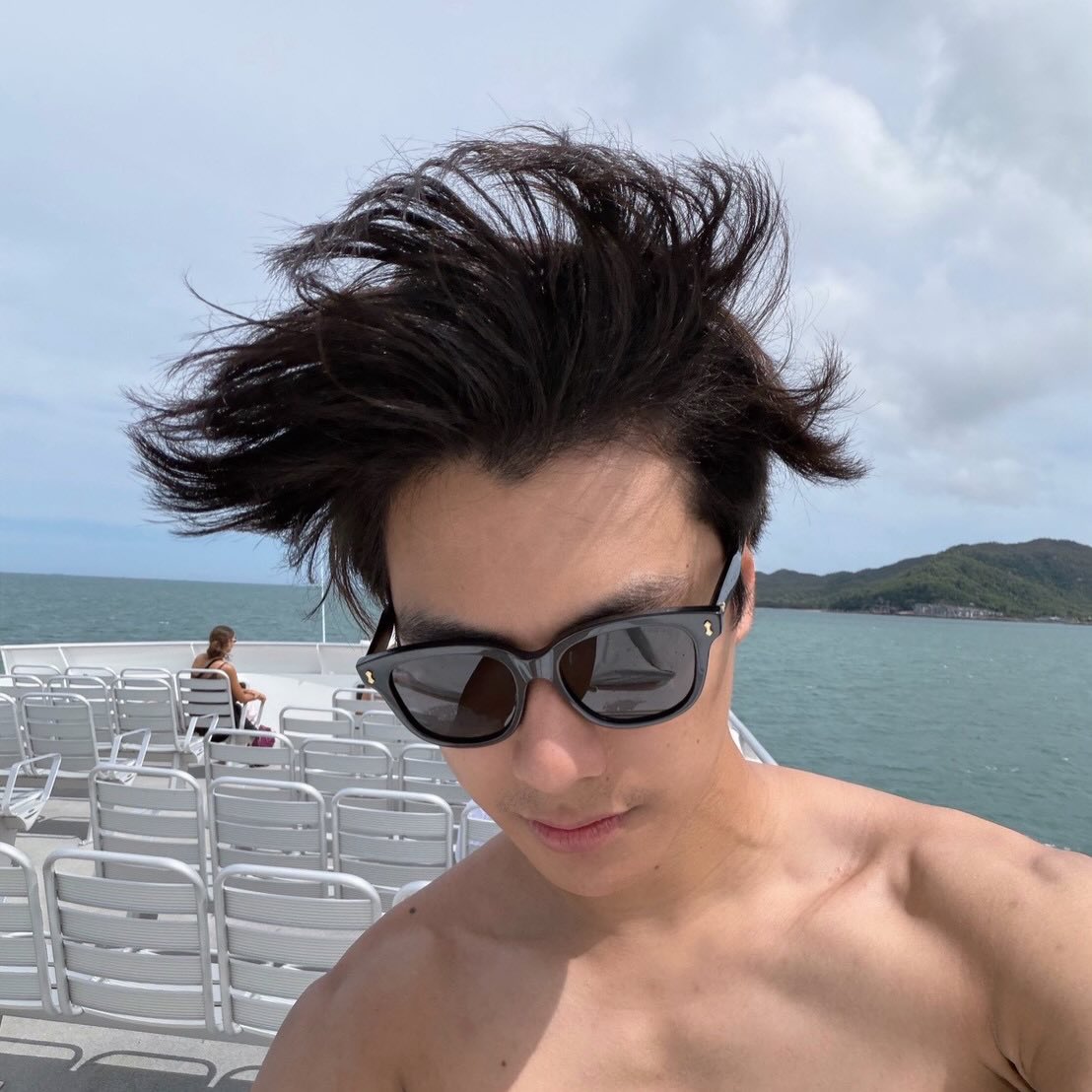 โอม - ภวัต จิตต์สว่างดี