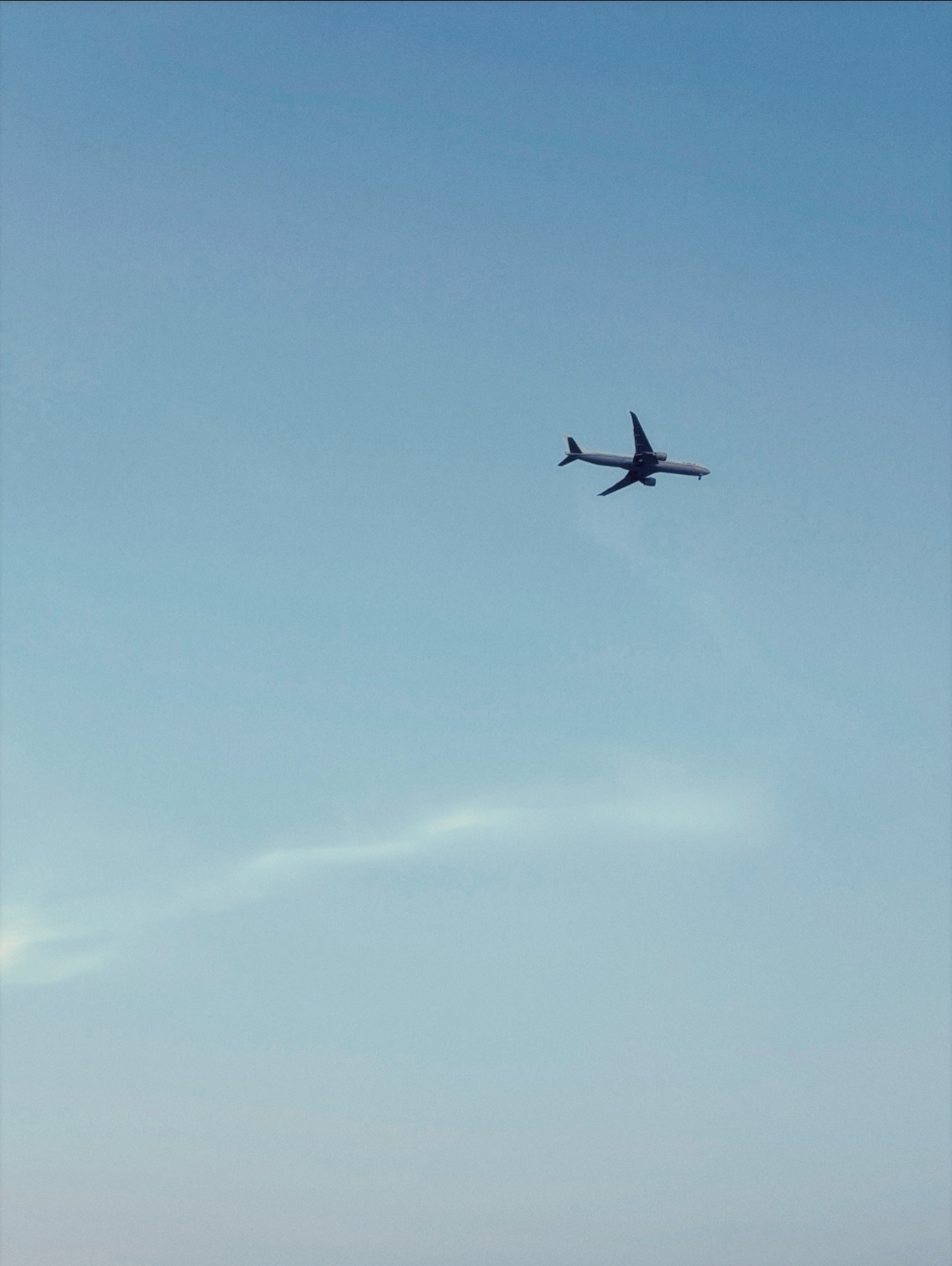 โอม - ภวัต จิตต์สว่างดี