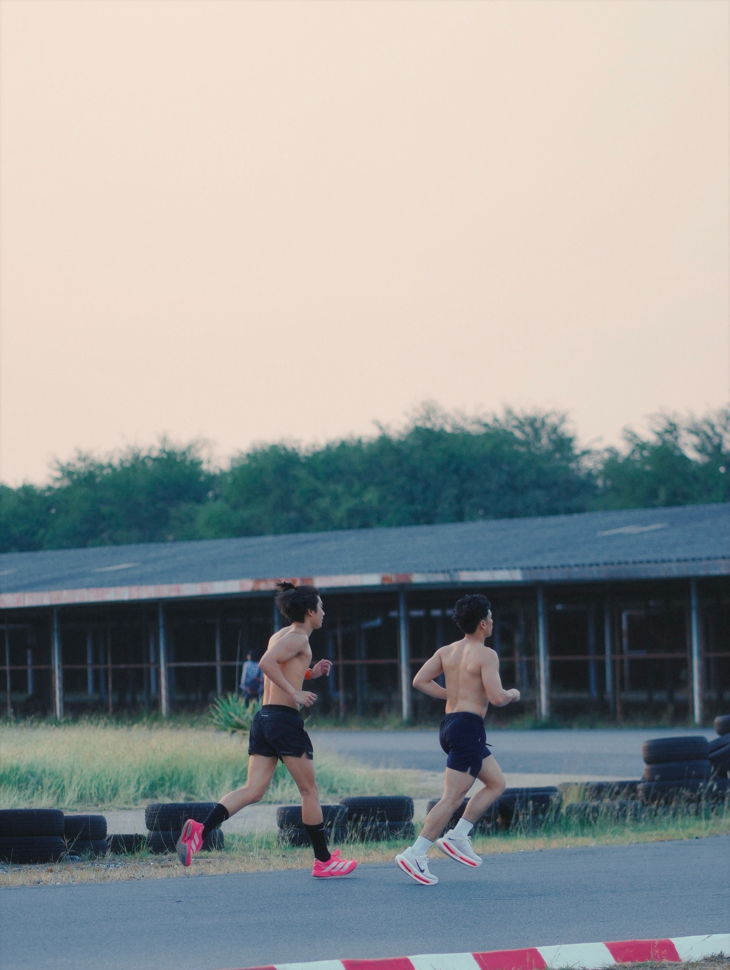 โอม - ภวัต จิตต์สว่างดี