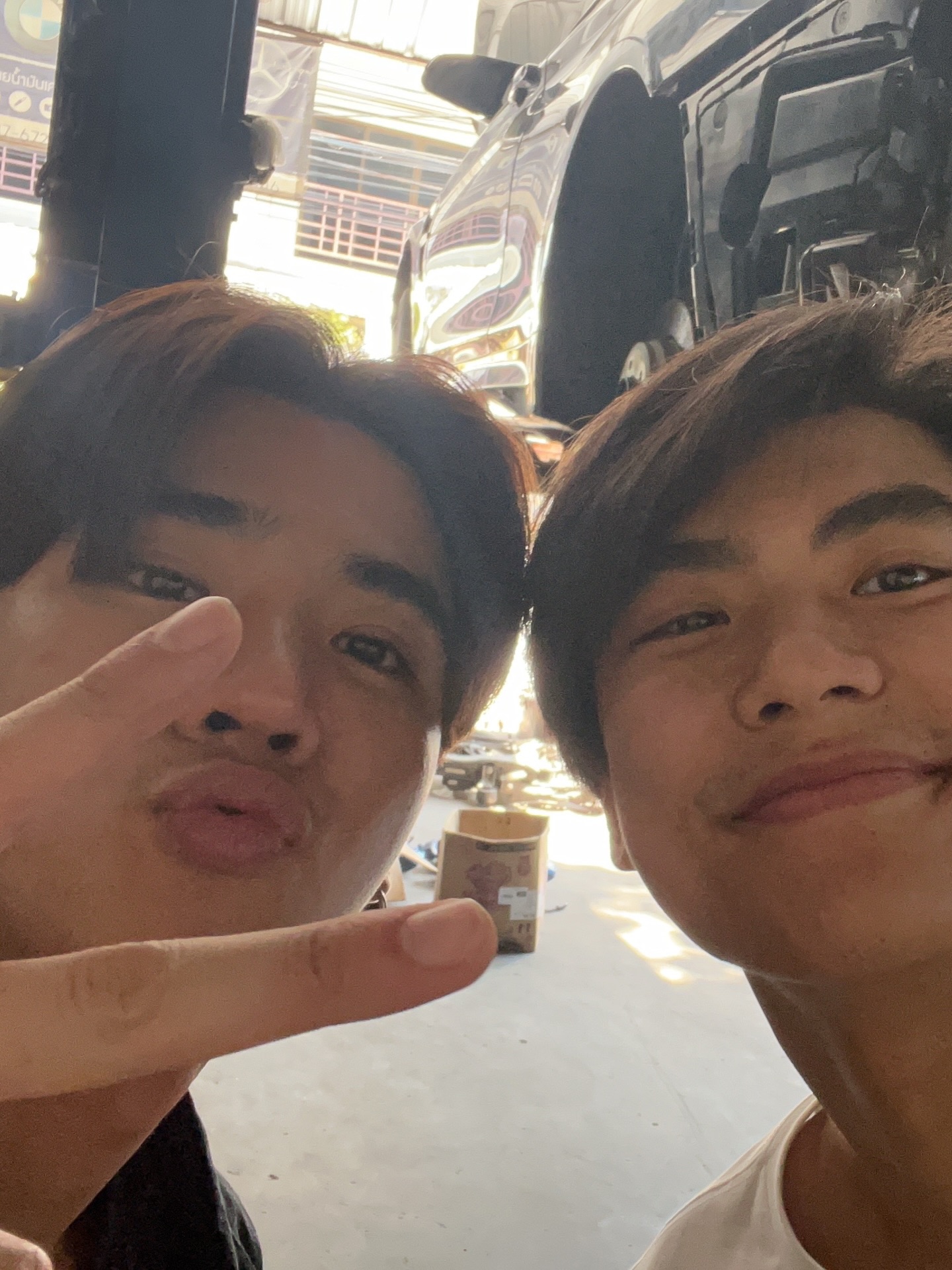 โอม - ภวัต จิตต์สว่างดี