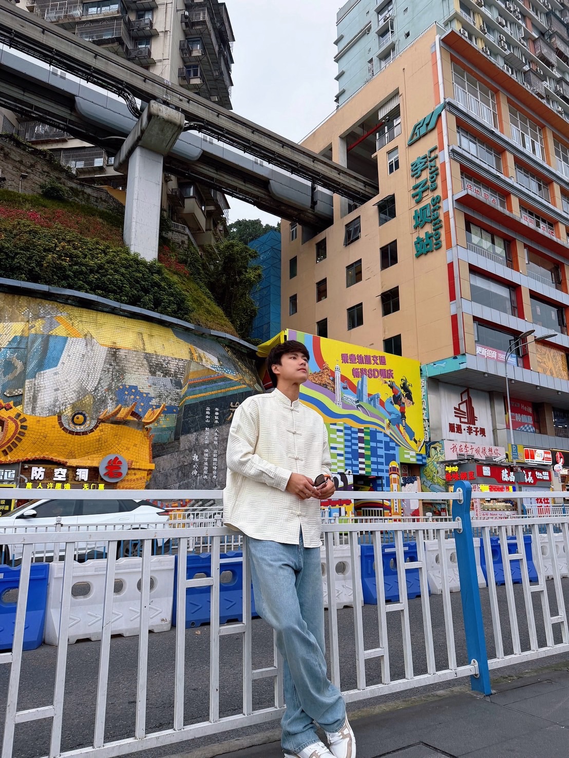 โอม - ภวัต จิตต์สว่างดี