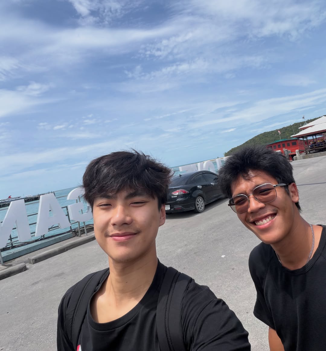 โอม - ภวัต จิตต์สว่างดี
