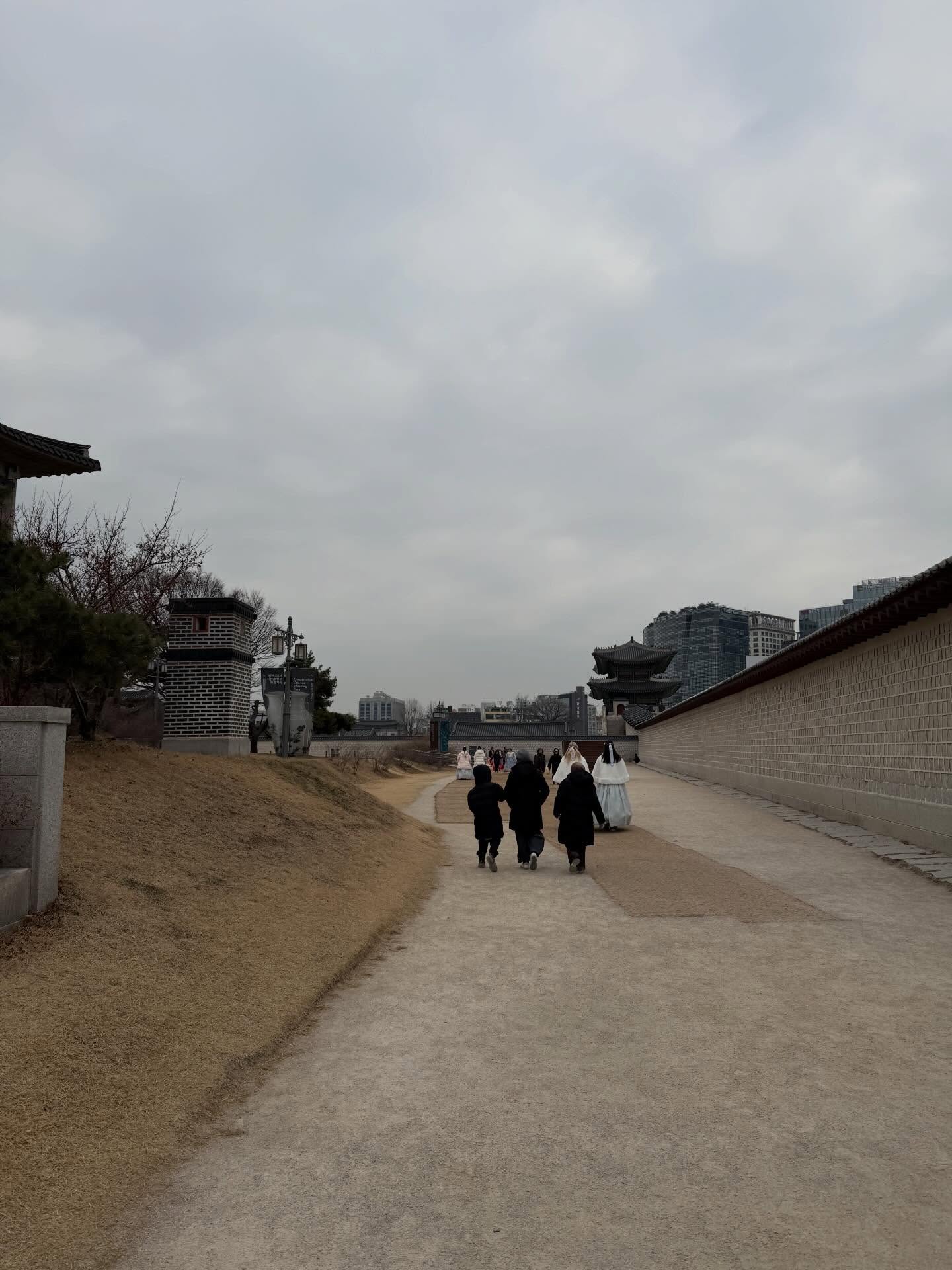 ภีม - วสุพล พรพนานุรักษ์