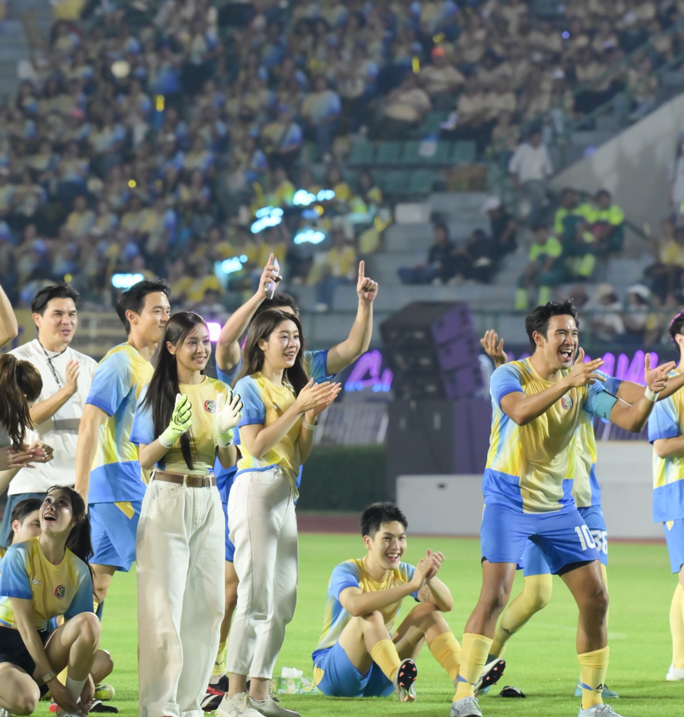 แบม - สราลี ประสิทธิ์ดำรง