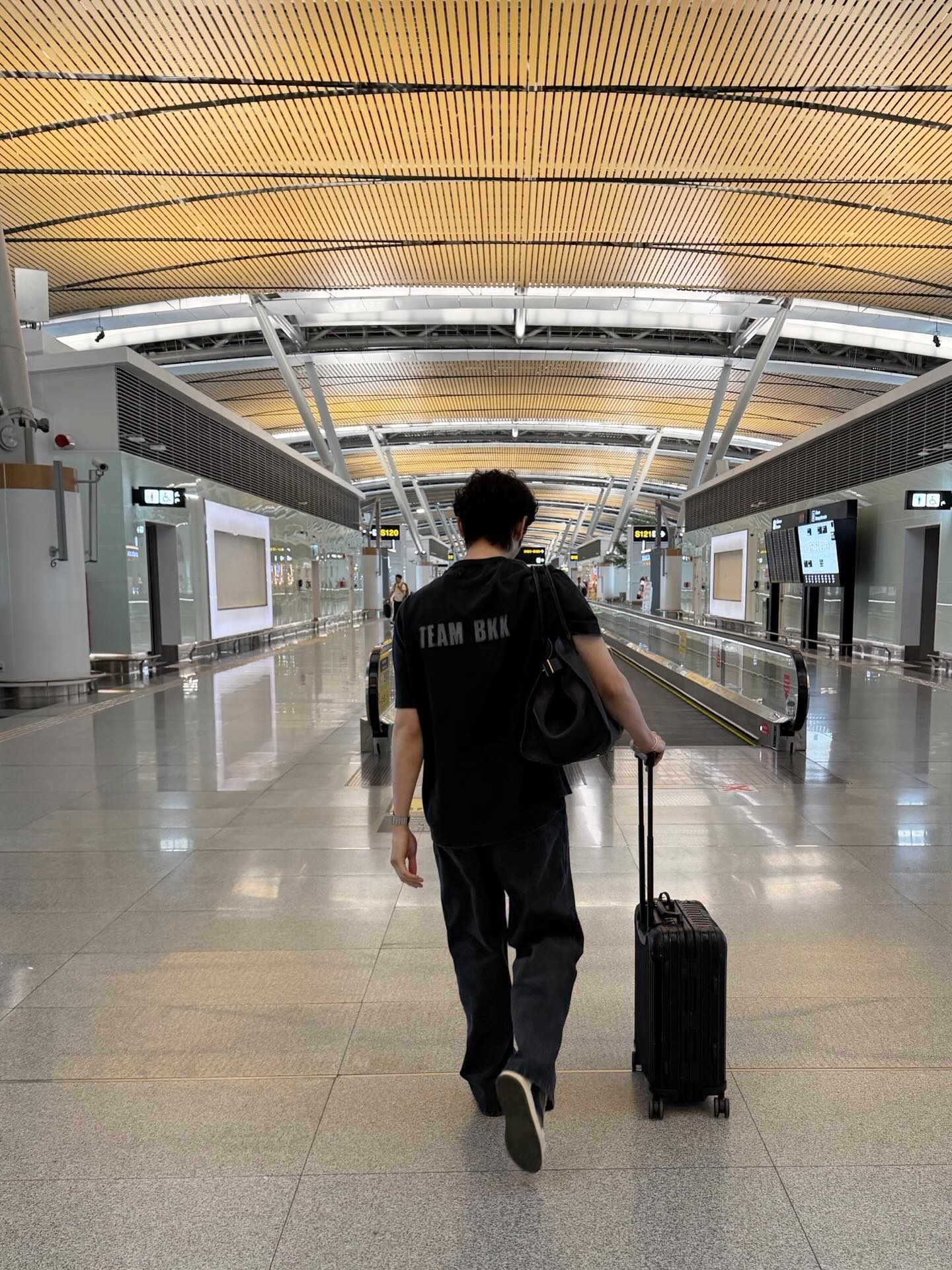 ภัทร์ ฉัตรบริรักษ์