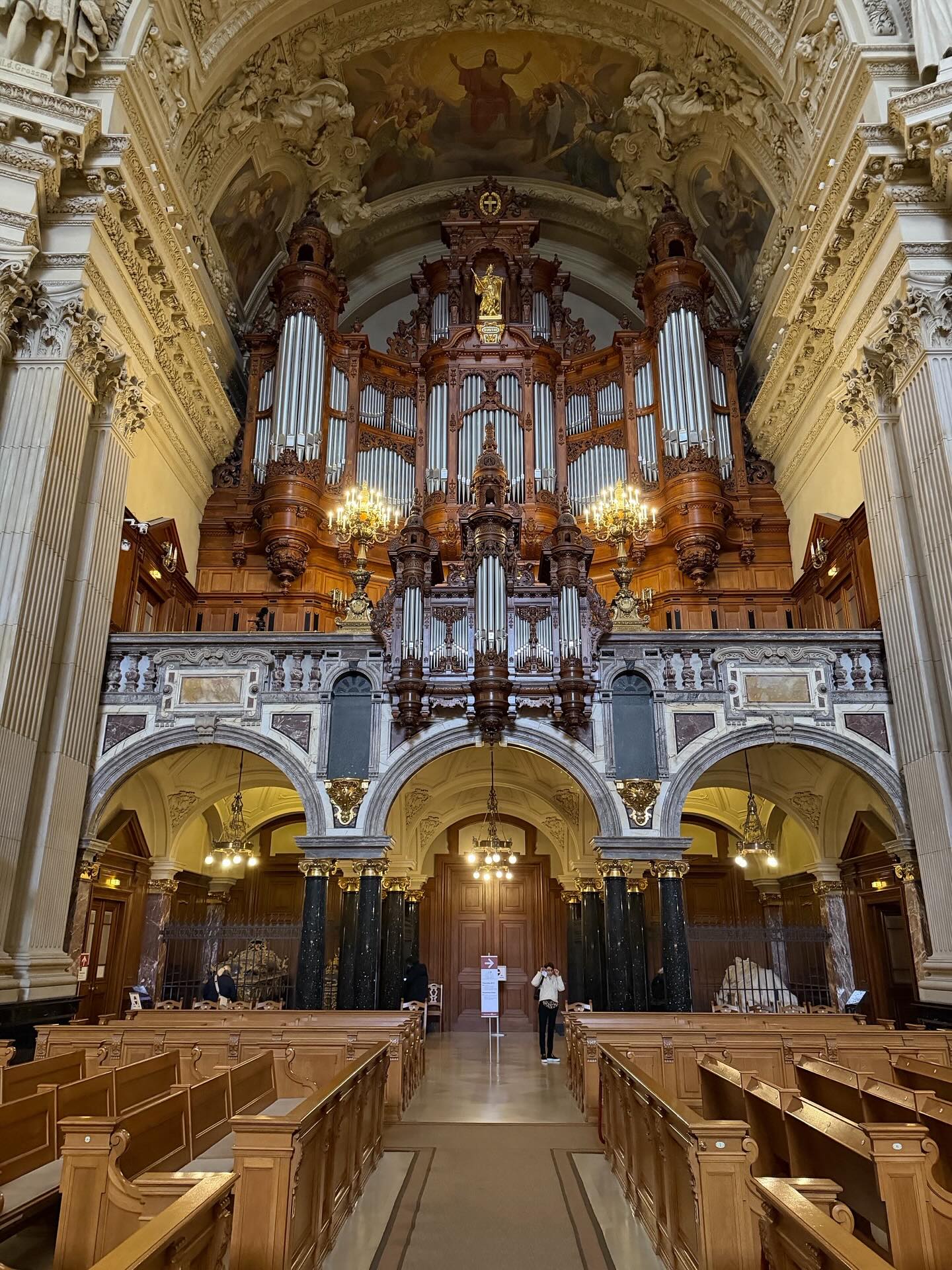 ภัทร์ ฉัตรบริรักษ์