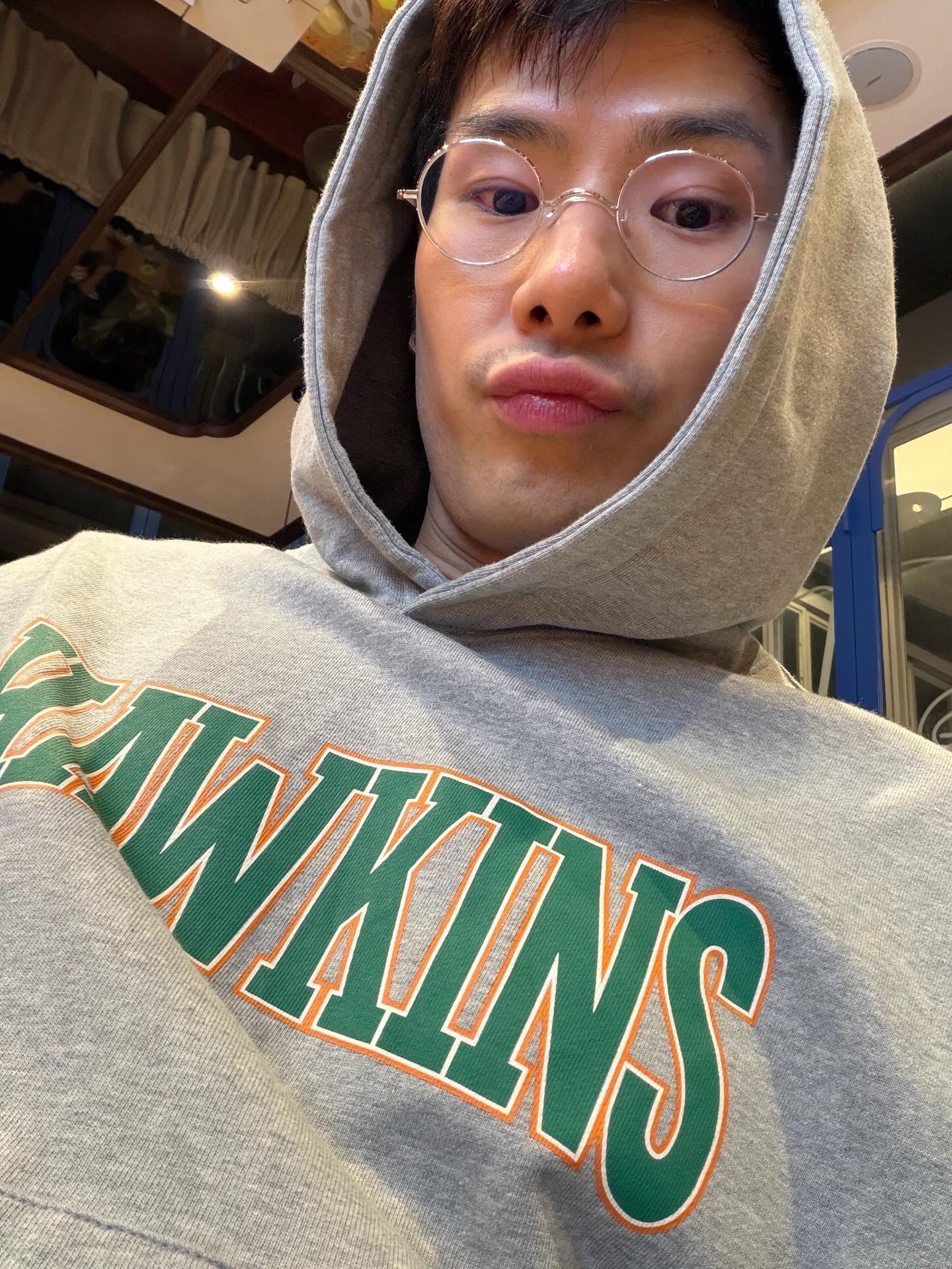 ภัทร์ ฉัตรบริรักษ์