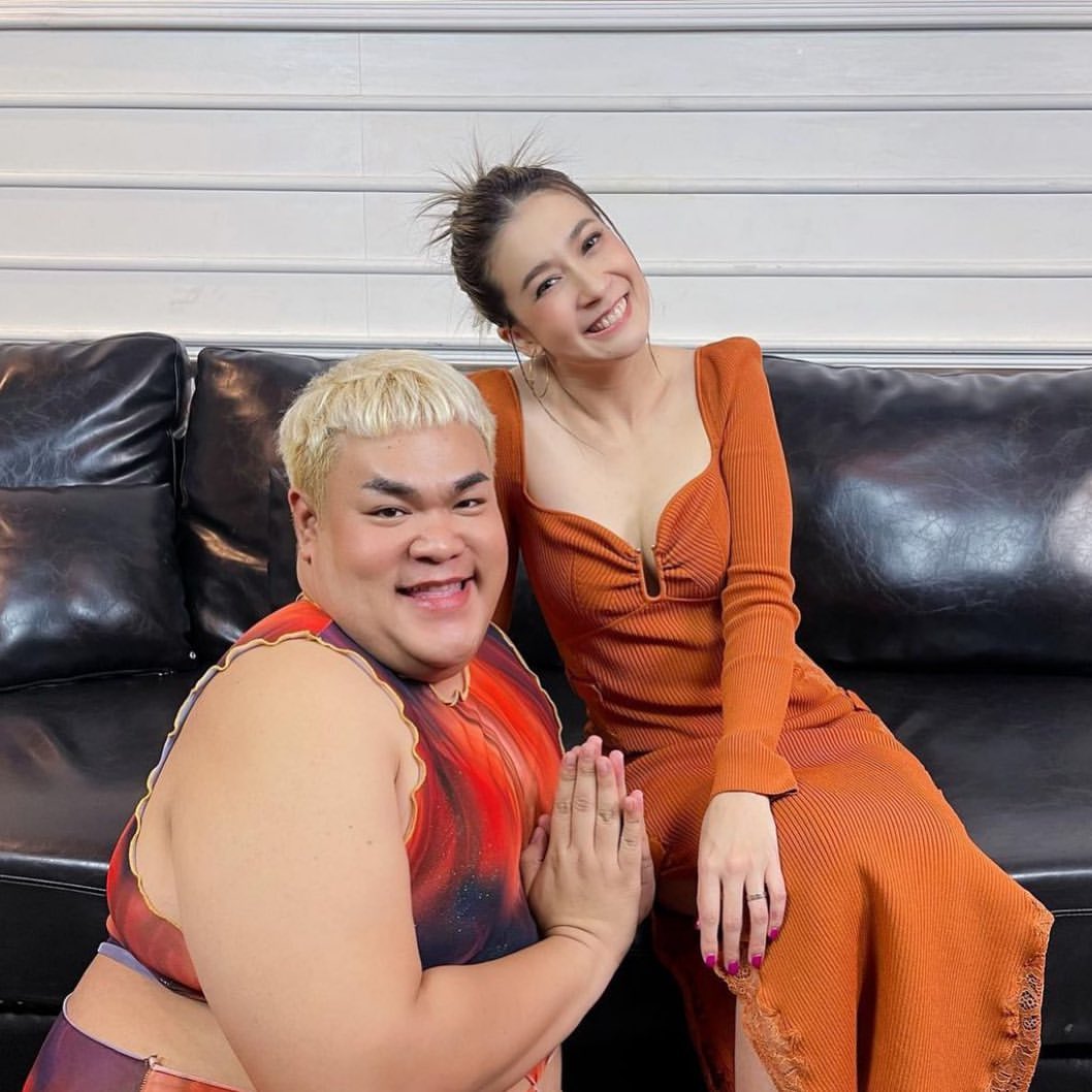 เอมี่ กลิ่นประทุม