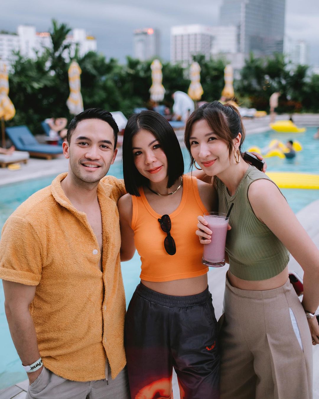 เอมี่ กลิ่นประทุม