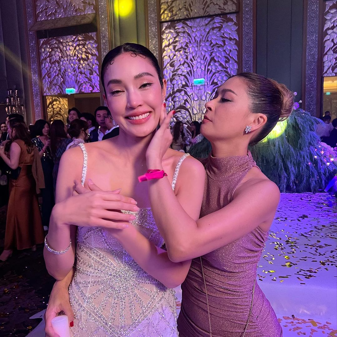 เอมี่ กลิ่นประทุม