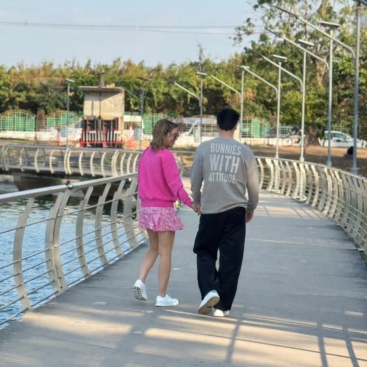 เอมี่ กลิ่นประทุม