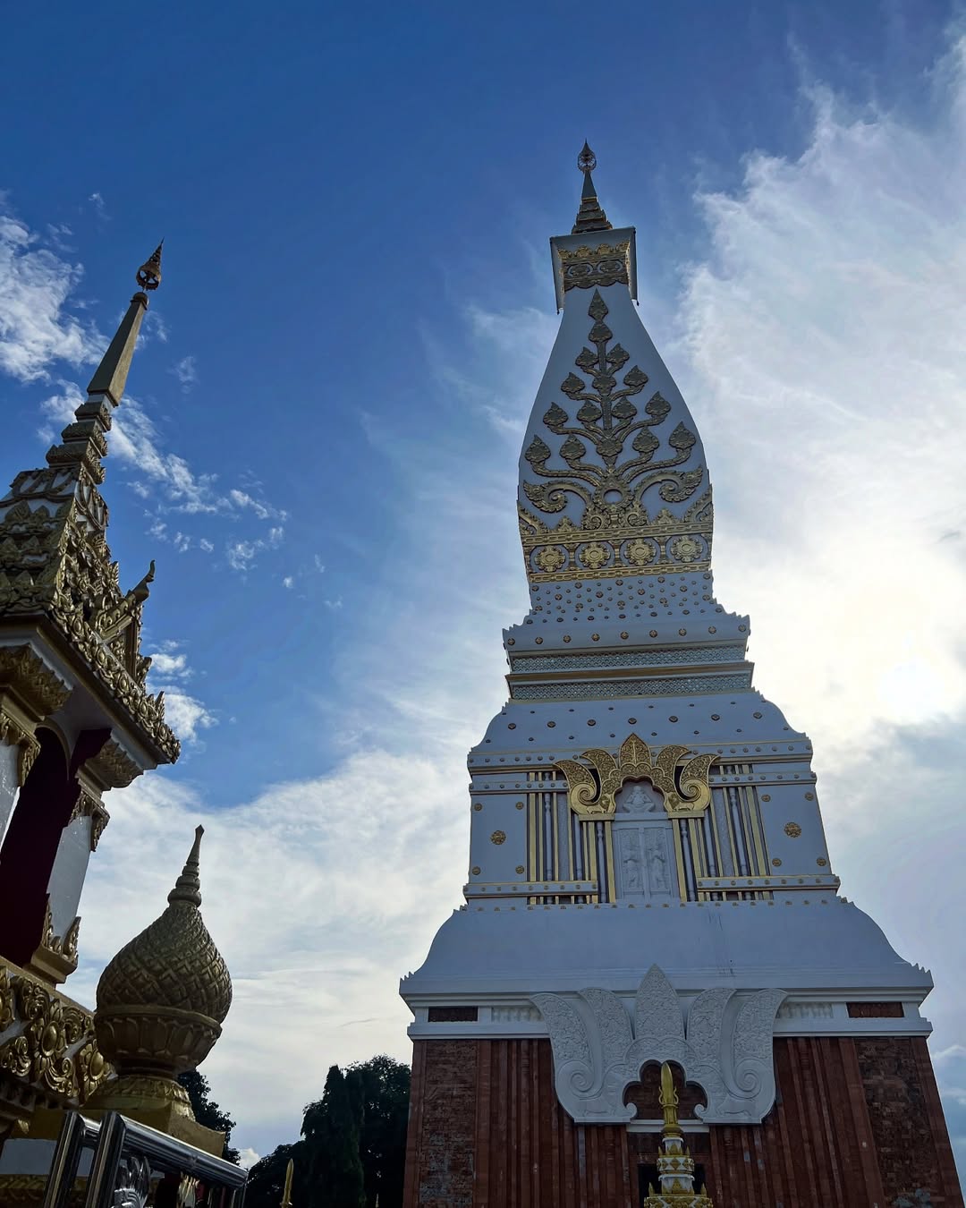 เอมี่ กลิ่นประทุม
