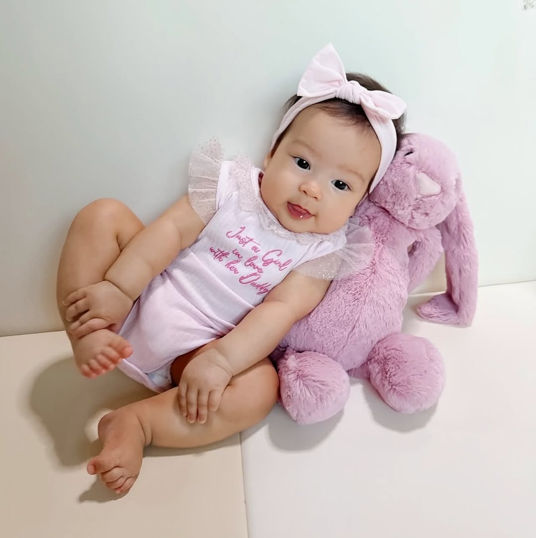 เอมี่ กลิ่นประทุม