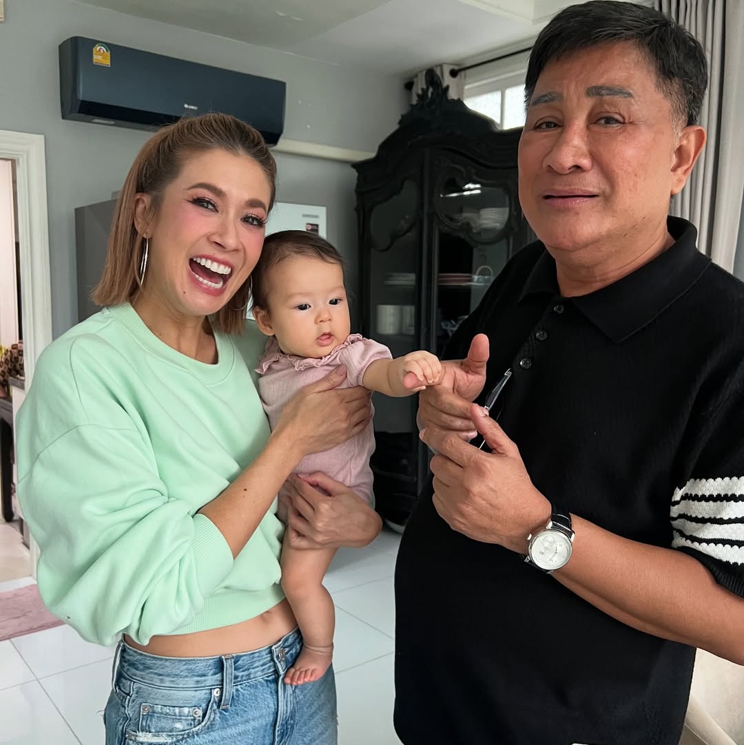 เอมี่ กลิ่นประทุม