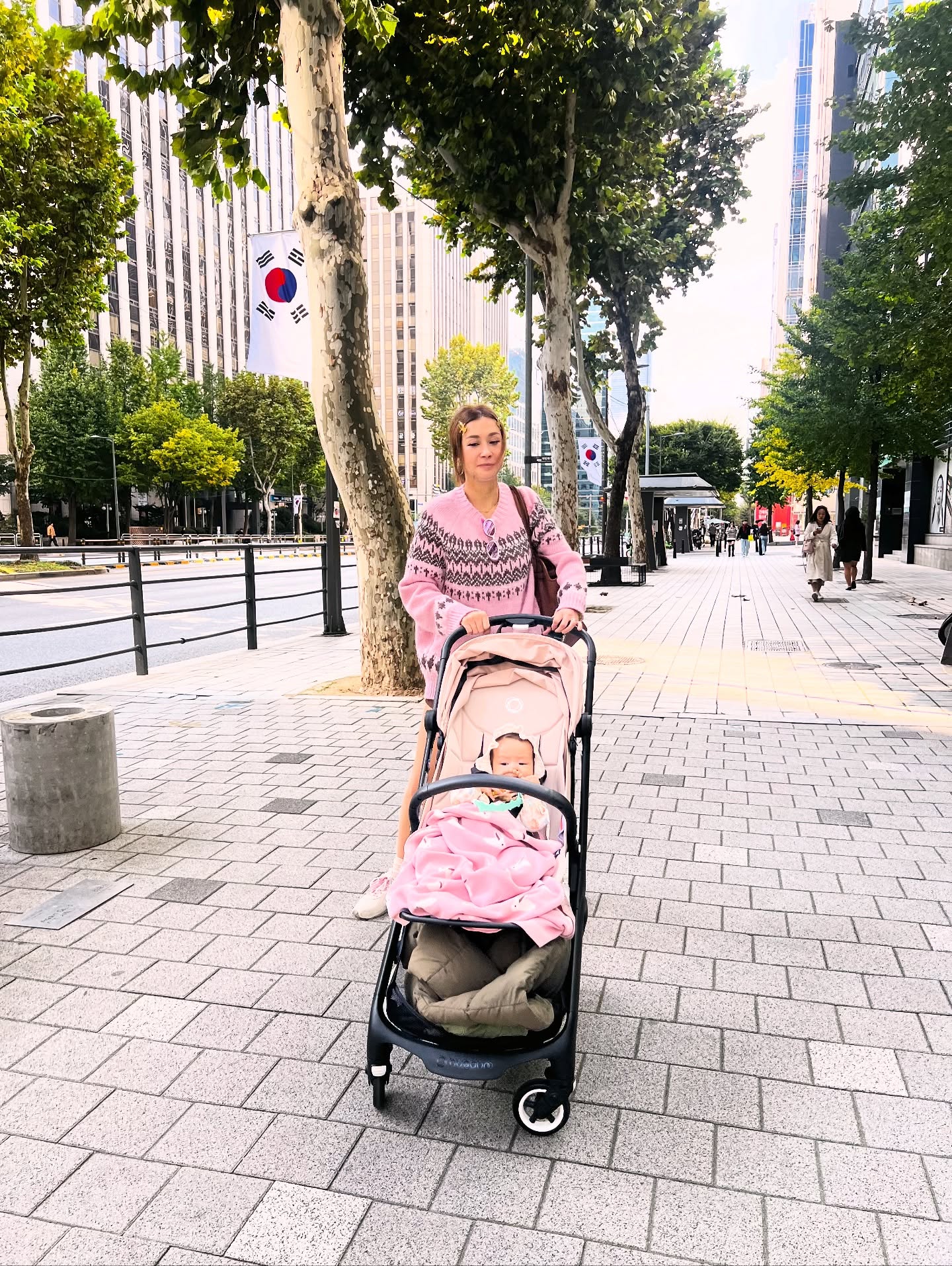 เอมี่ กลิ่นประทุม