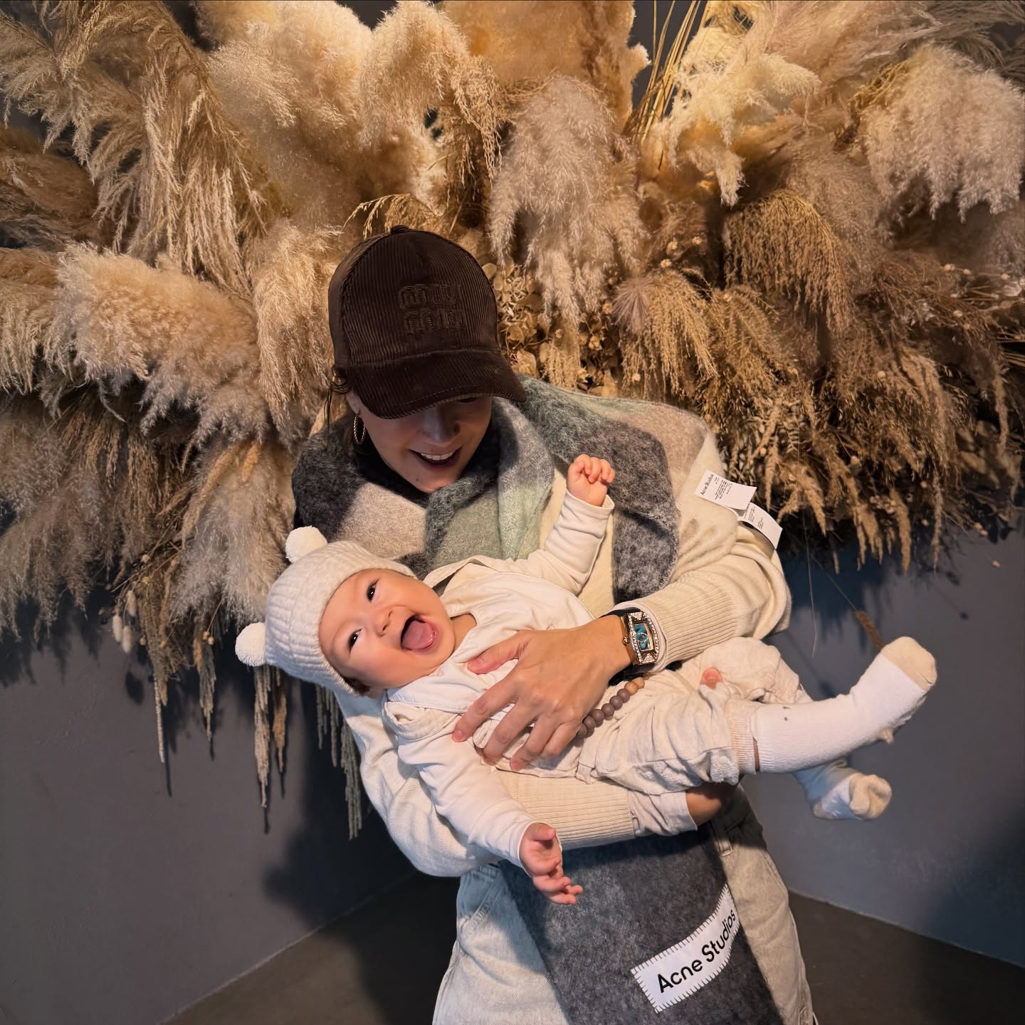 เอมี่ กลิ่นประทุม