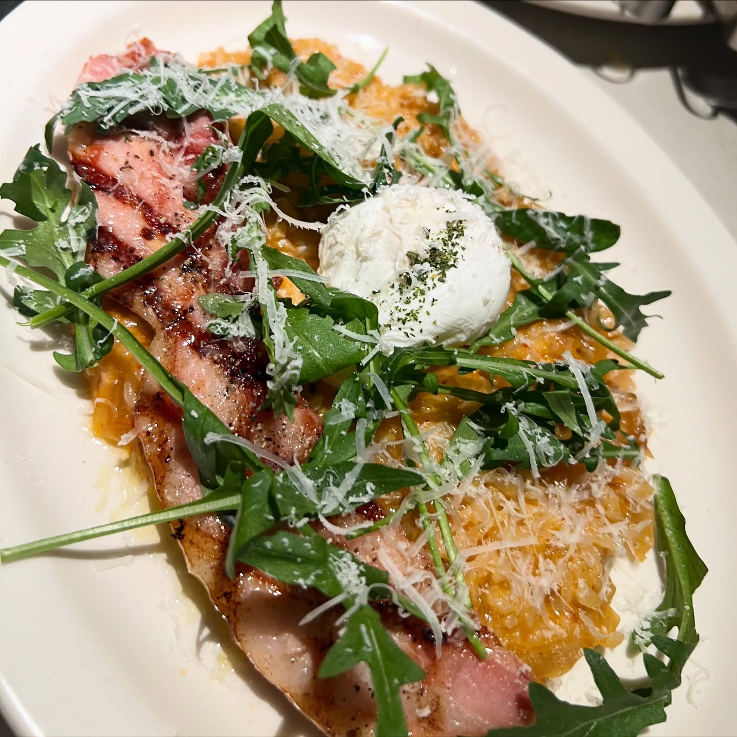 เอมี่ กลิ่นประทุม