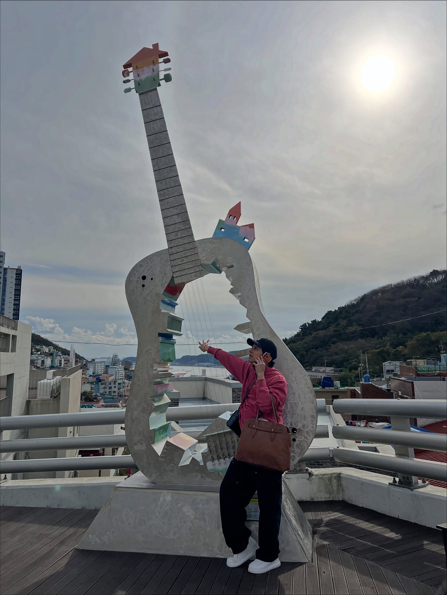 เอมี่ กลิ่นประทุม