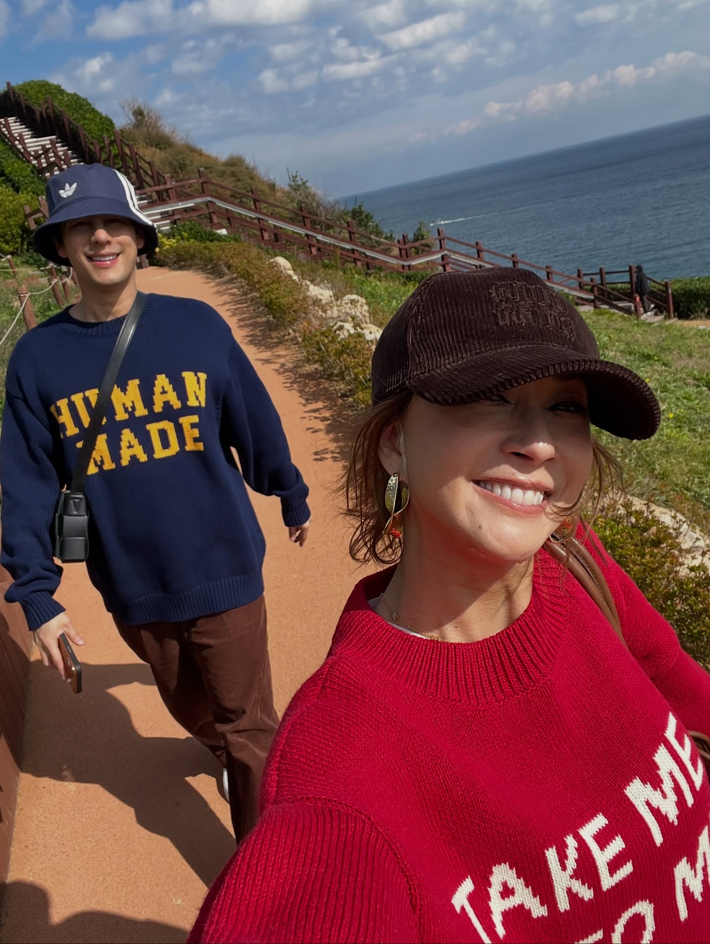 เอมี่ กลิ่นประทุม