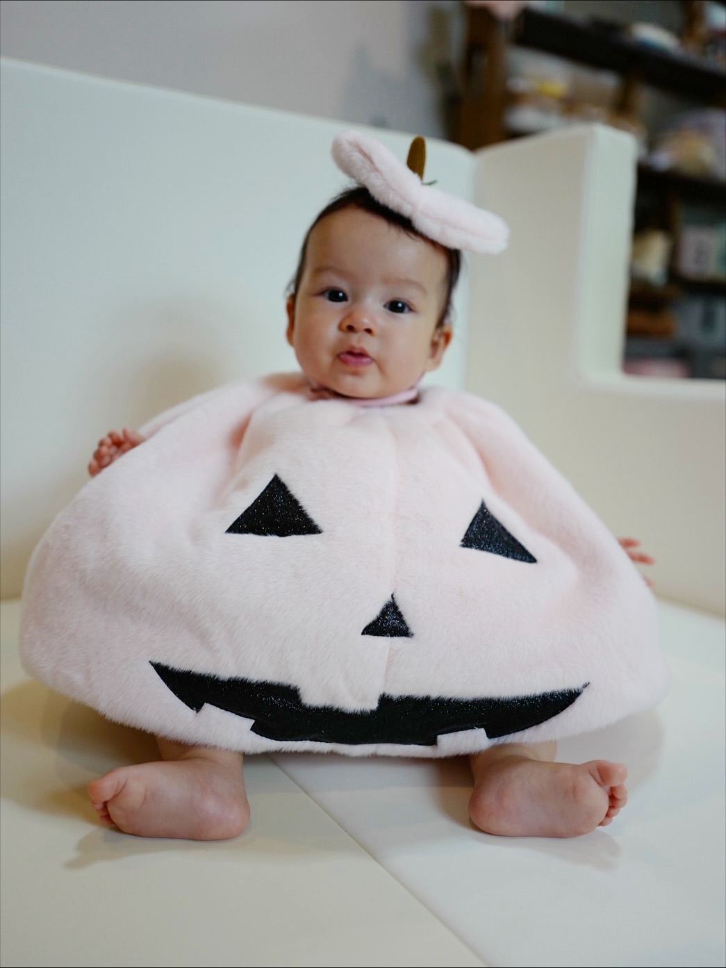 เอมี่ กลิ่นประทุม