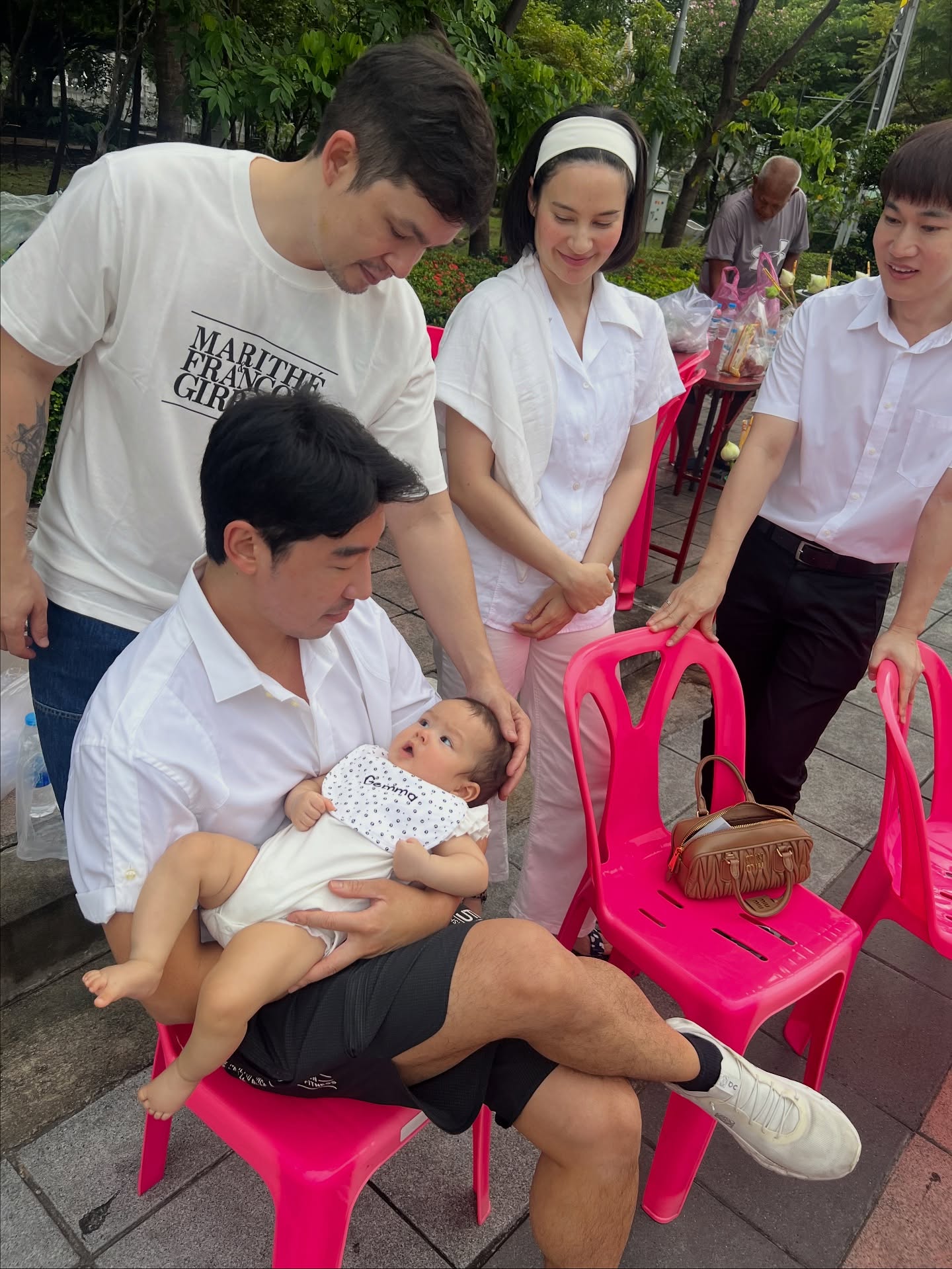 เอมี่ กลิ่นประทุม