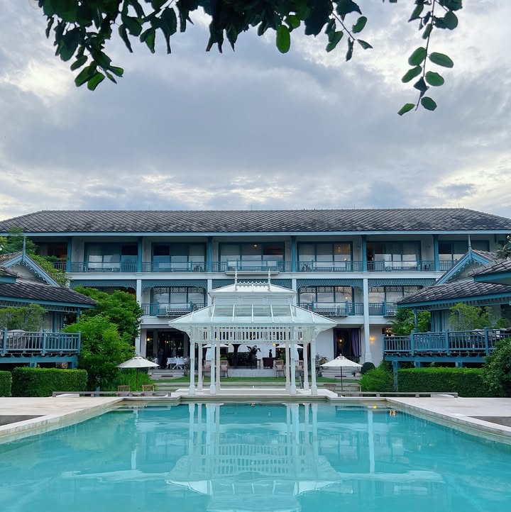 เอมี่ กลิ่นประทุม