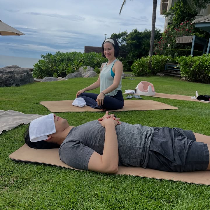 เอมี่ กลิ่นประทุม