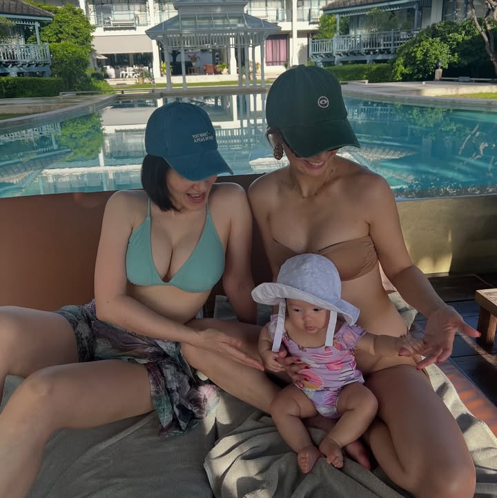 เอมี่ กลิ่นประทุม