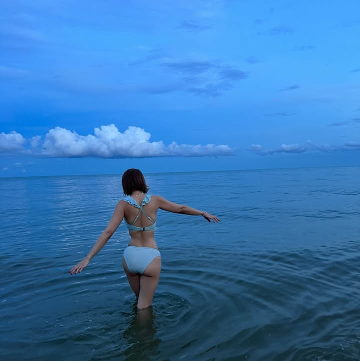 เอมี่ กลิ่นประทุม