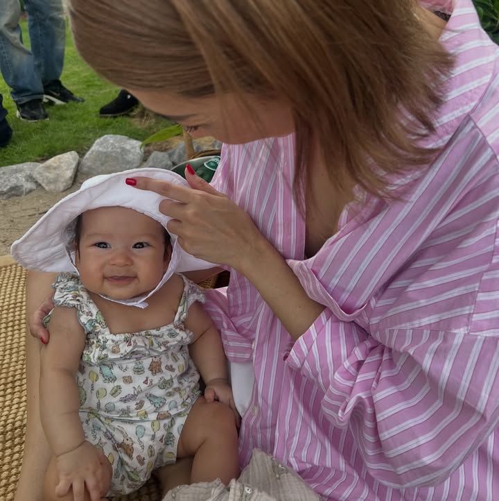 เอมี่ กลิ่นประทุม