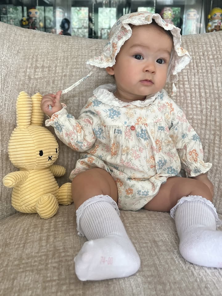 เอมี่ กลิ่นประทุม