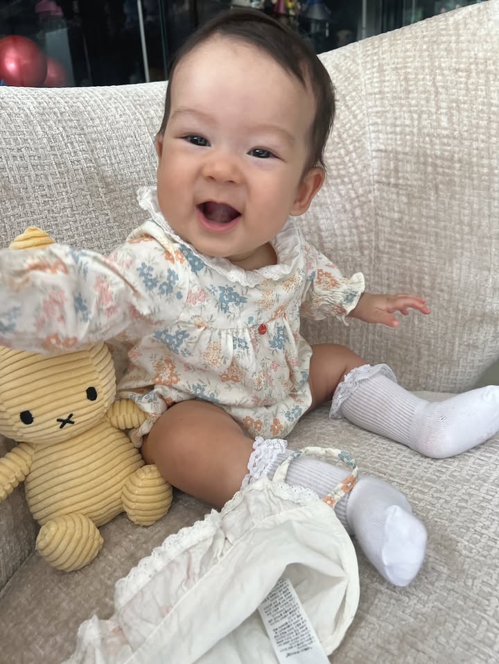 เอมี่ กลิ่นประทุม