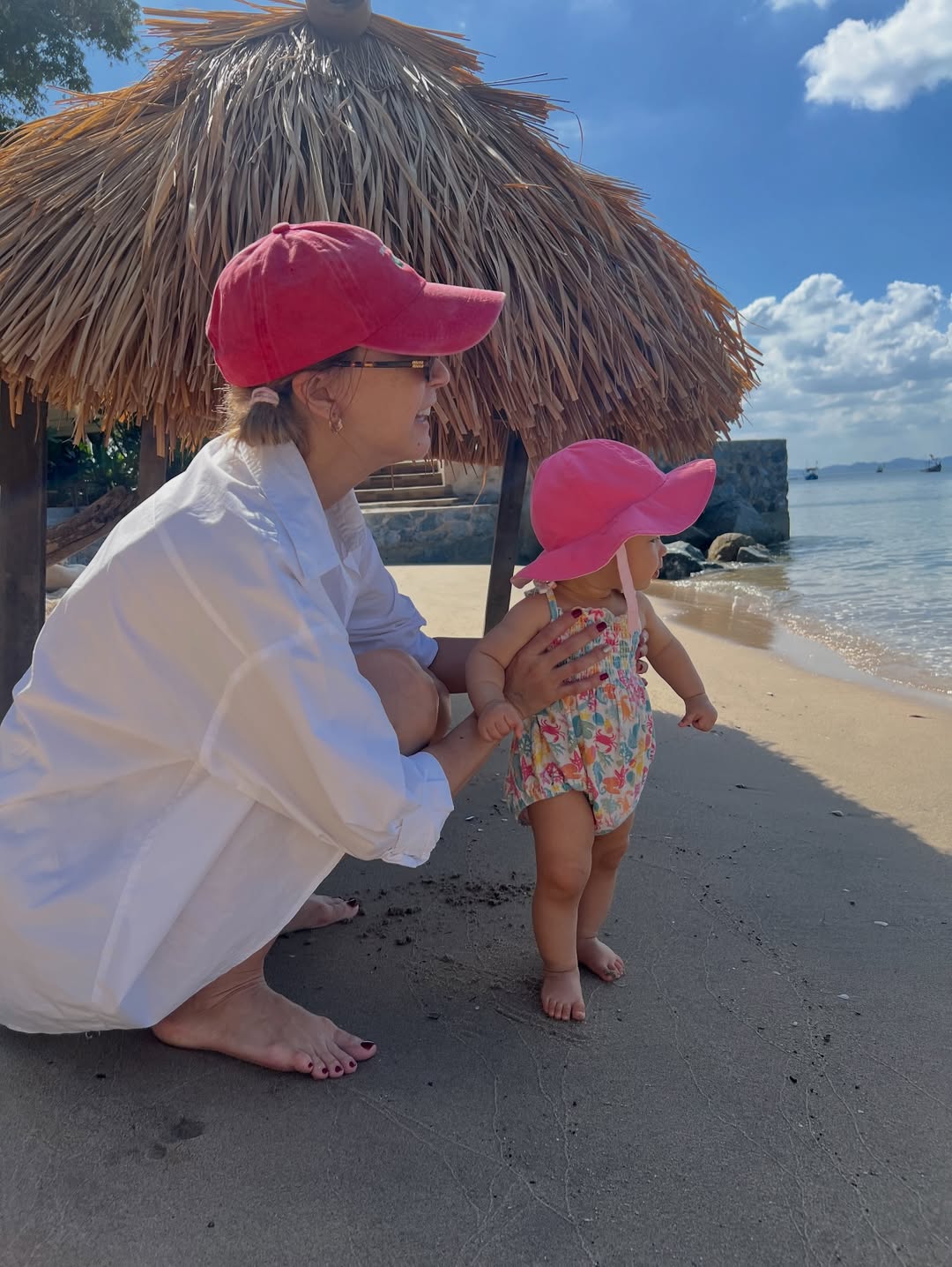 เอมี่ กลิ่นประทุม