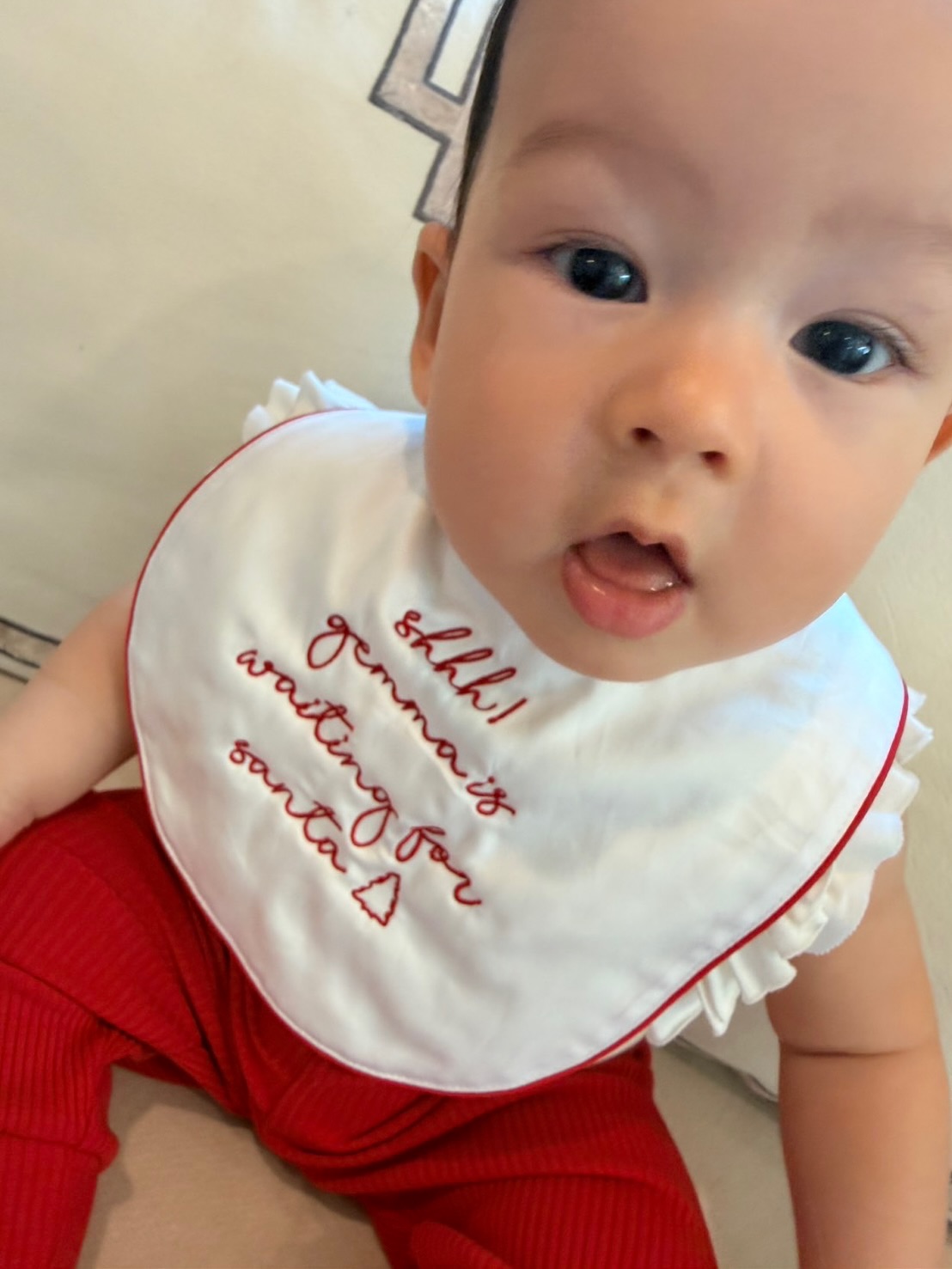 เอมี่ กลิ่นประทุม