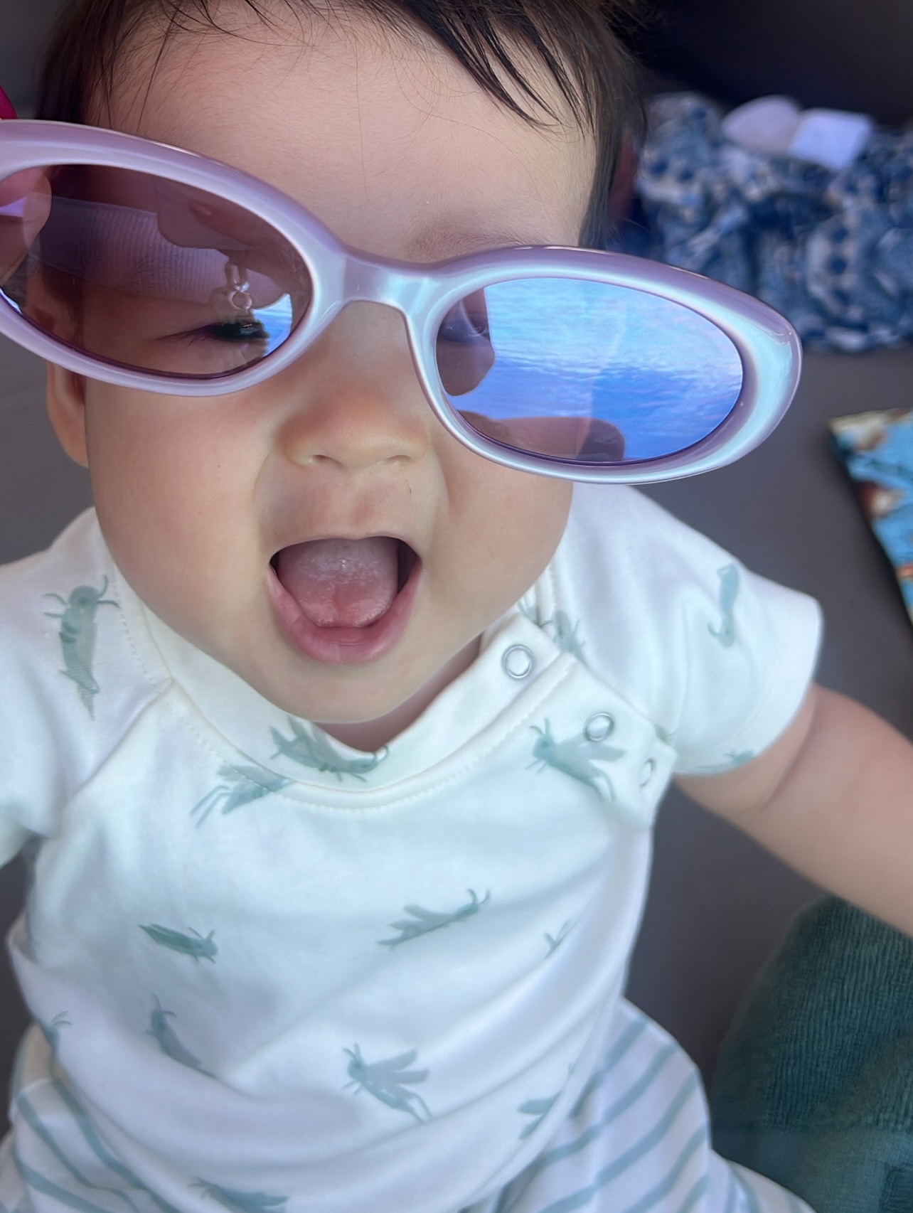 เอมี่ กลิ่นประทุม