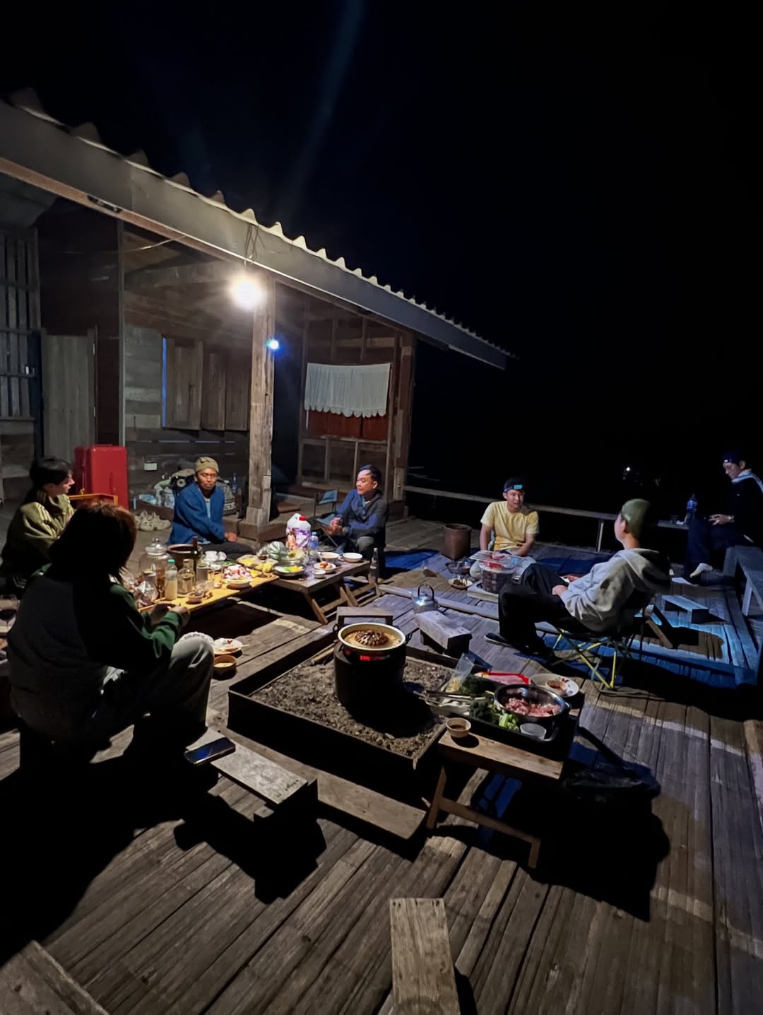 เอมี่ กลิ่นประทุม