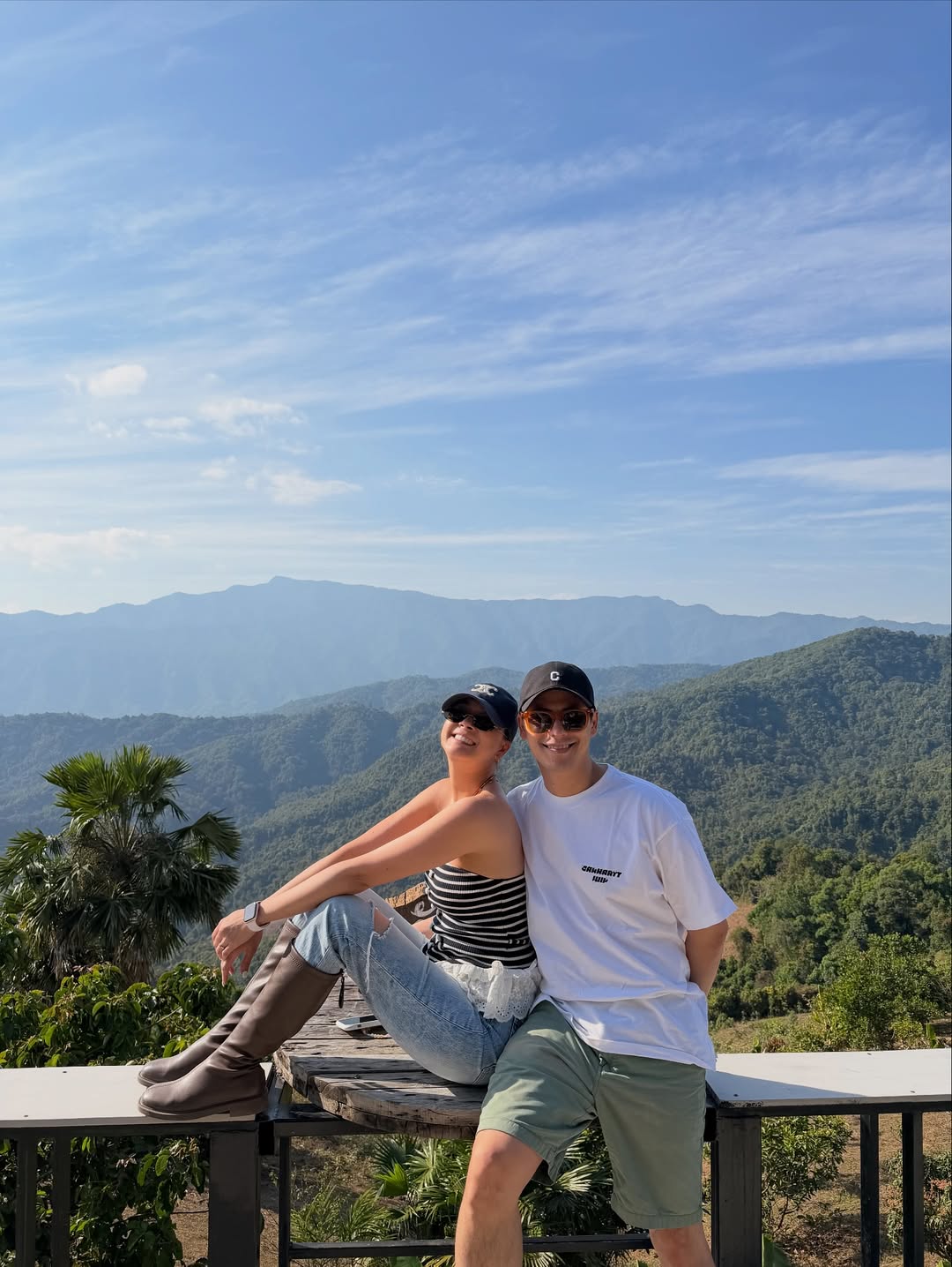 เอมี่ กลิ่นประทุม